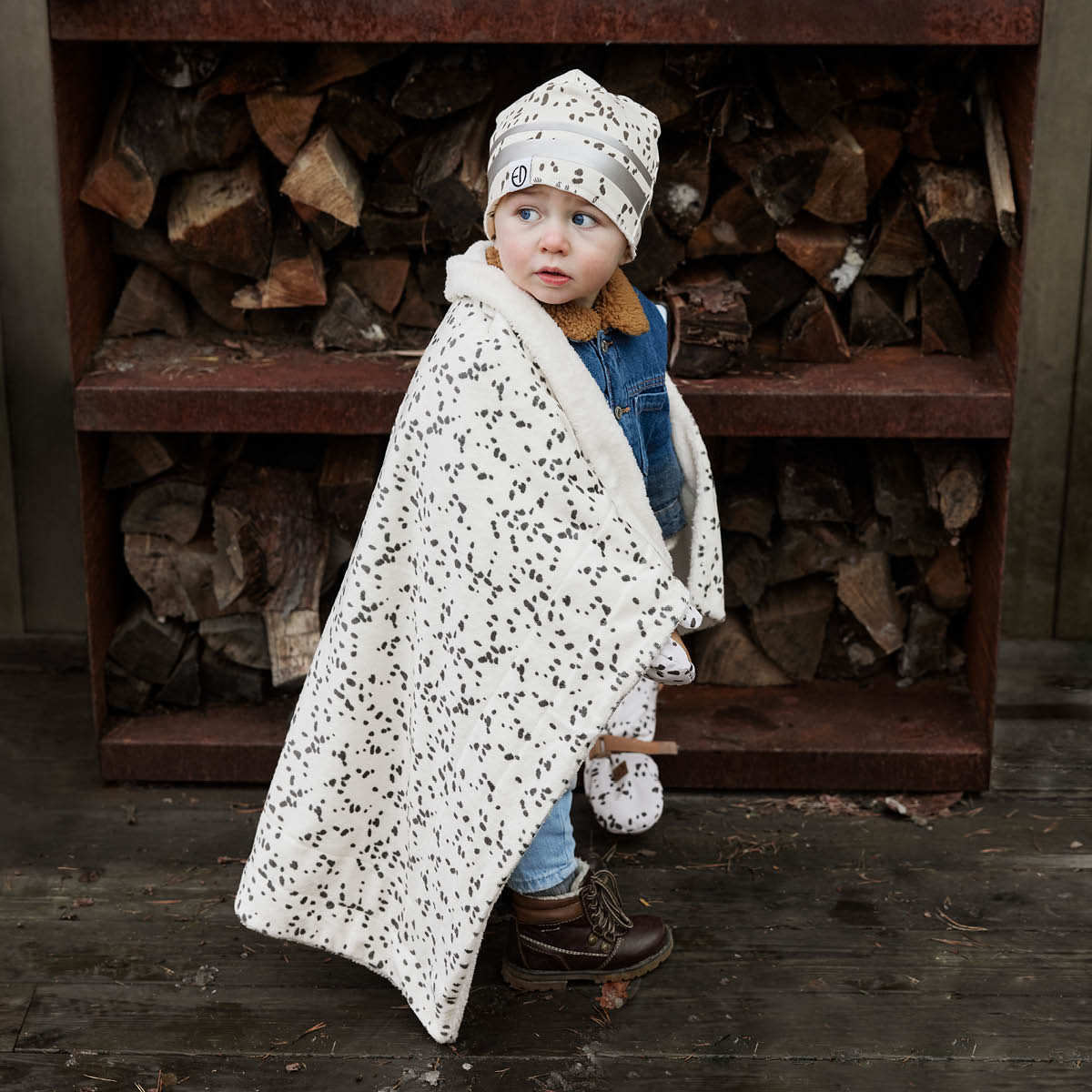 ELODIE PEARL VELVET BLANKET DALMATIAN DO - Image 3