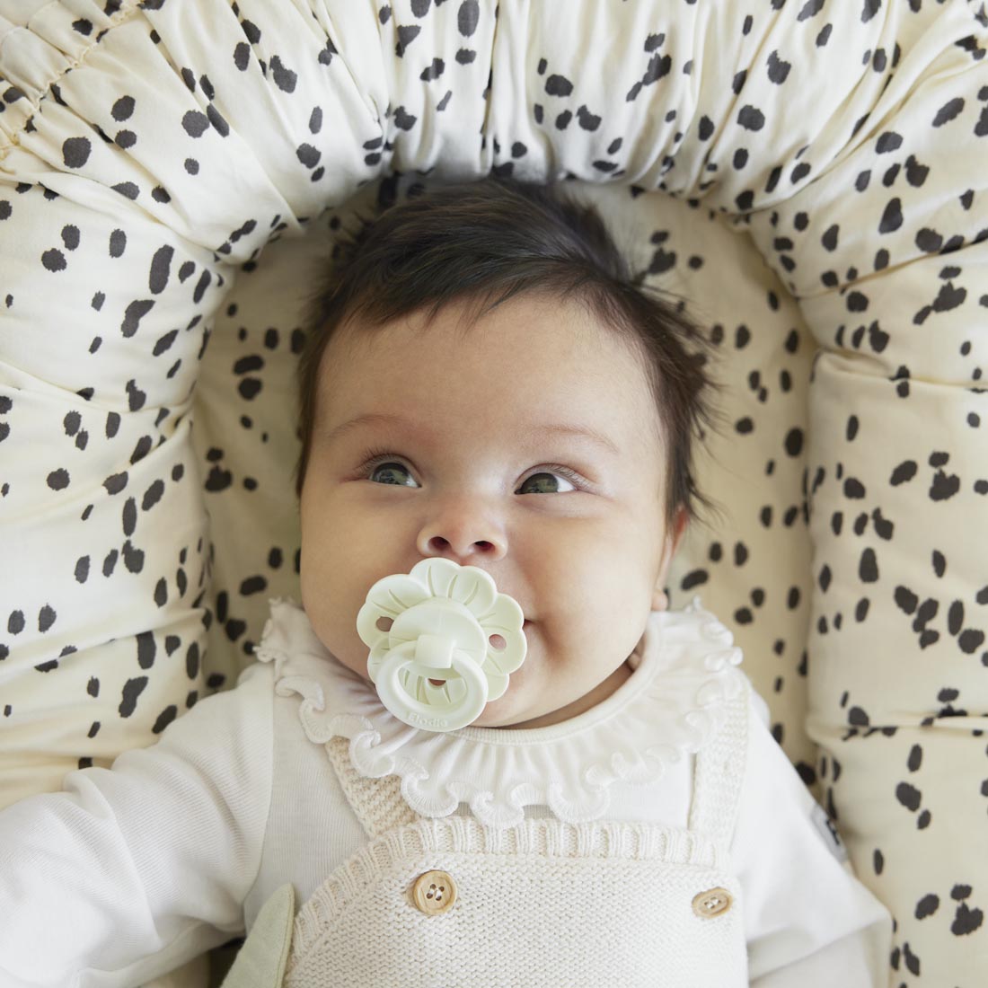 ELODIE BINKY BLOOM 3M+ VANILLA WHITE PACIFIER - Image 2