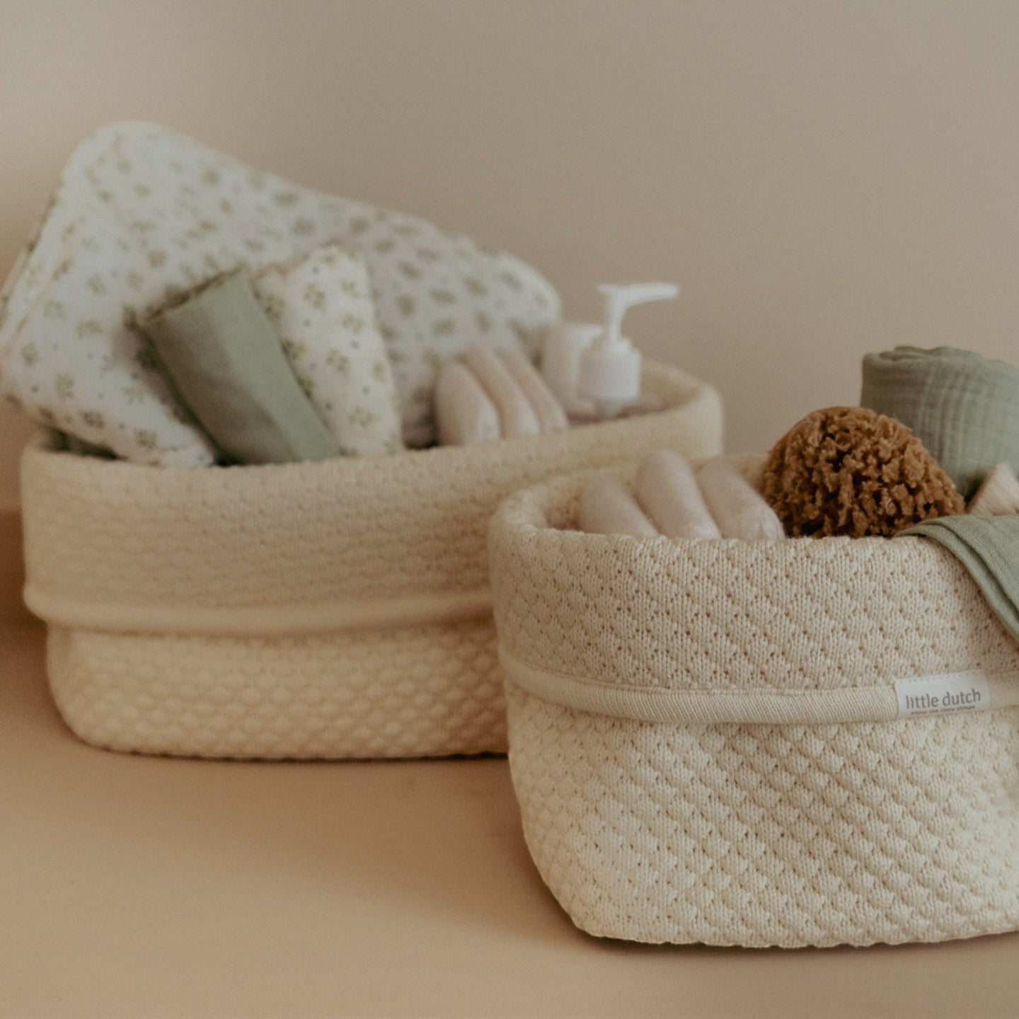 LITTLE DUTCH. Knitted storage basket large Pure Soft White - Image 2