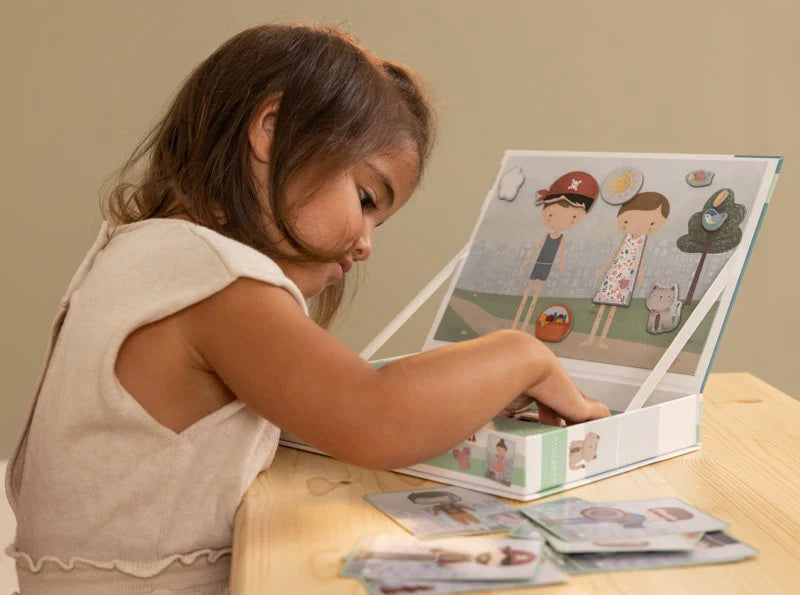 LITTLE DUTCH. Jim & Rosa Magnetic Puzzle - Image 5
