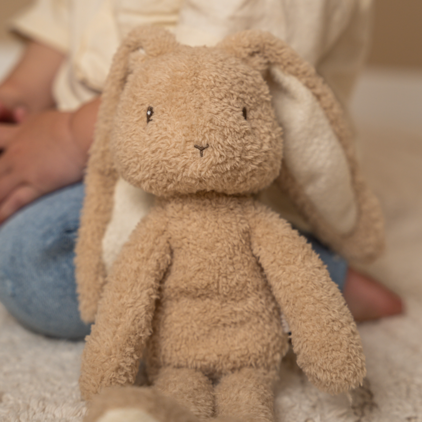 LITTLE DUTCH. Cuddle Bunny - Baby Bunny 32cm - Image 3