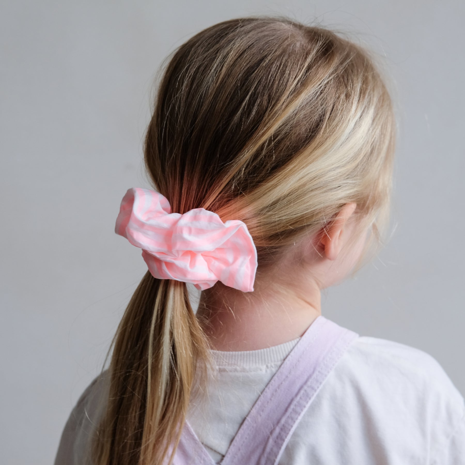 MIMI & LULA GIANT STRIPED SCRUNCHIE - Image 3