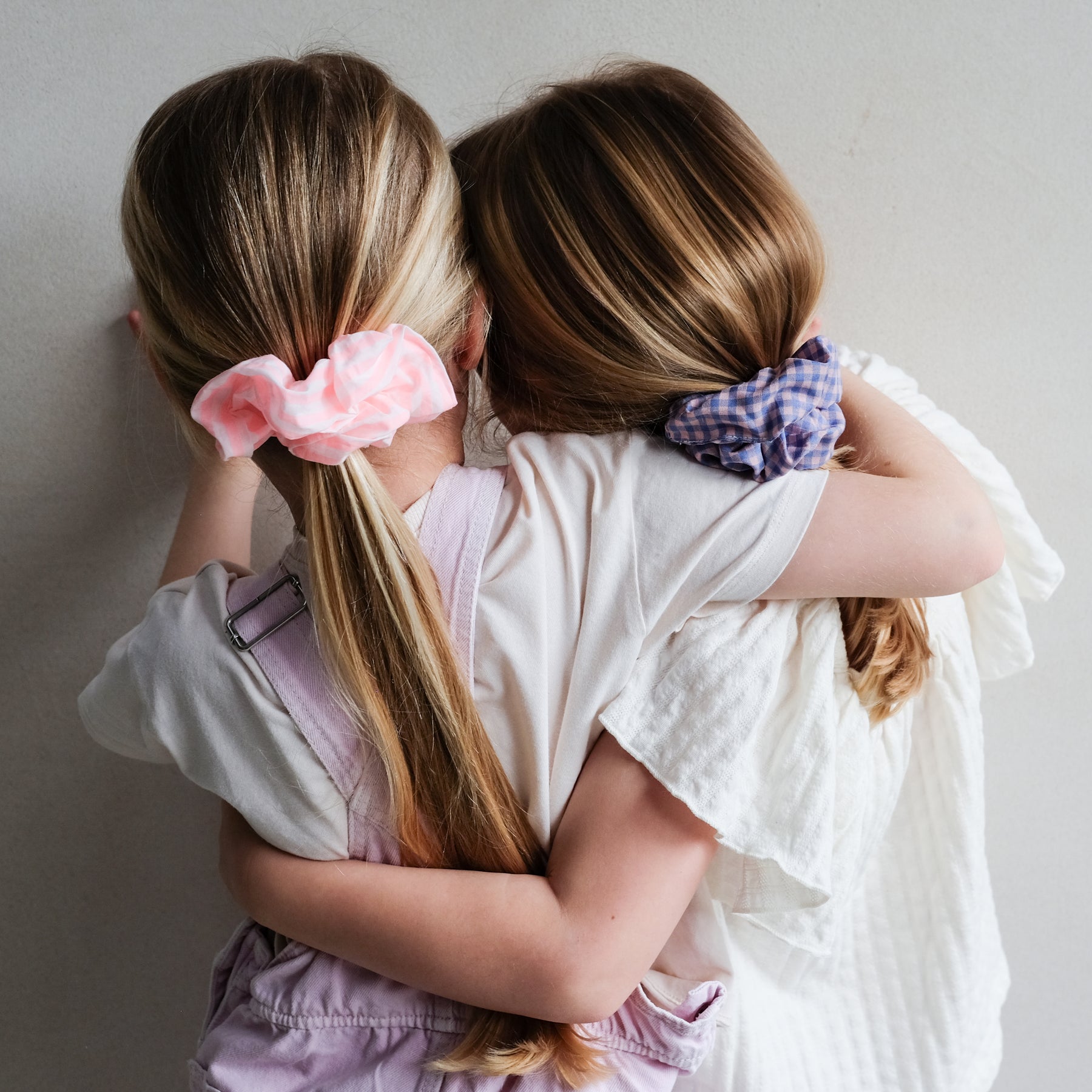 MIMI & LULA GIANT STRIPED SCRUNCHIE - Image 5