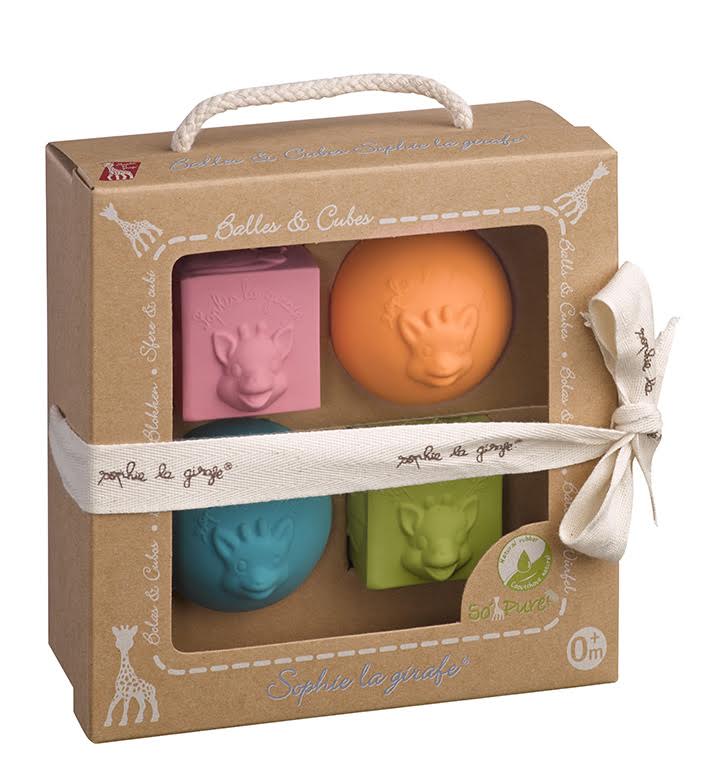 SOPHIE LA GIRAFFE CUBES SET