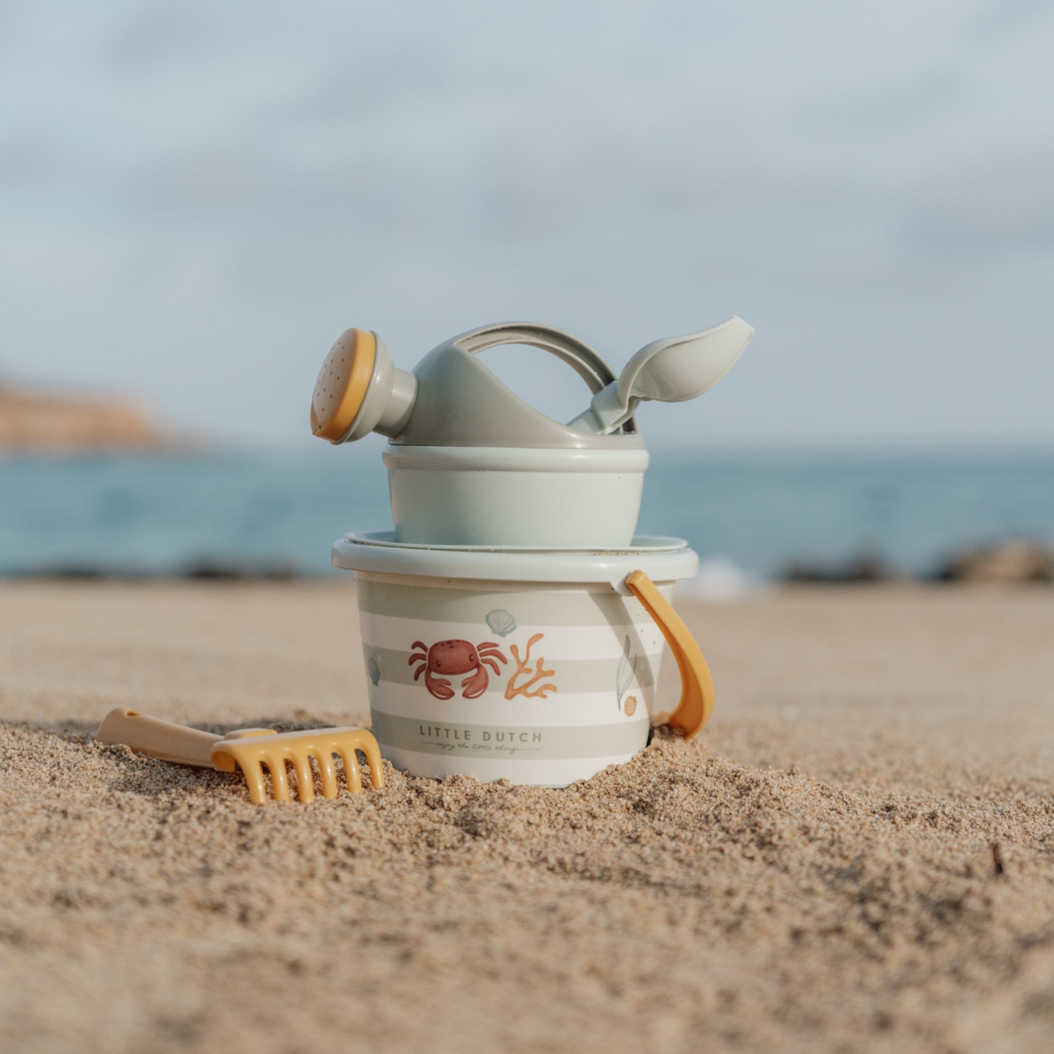 LITTLE DUTCH. 5-piece beach set Fresh Greens - Image 6