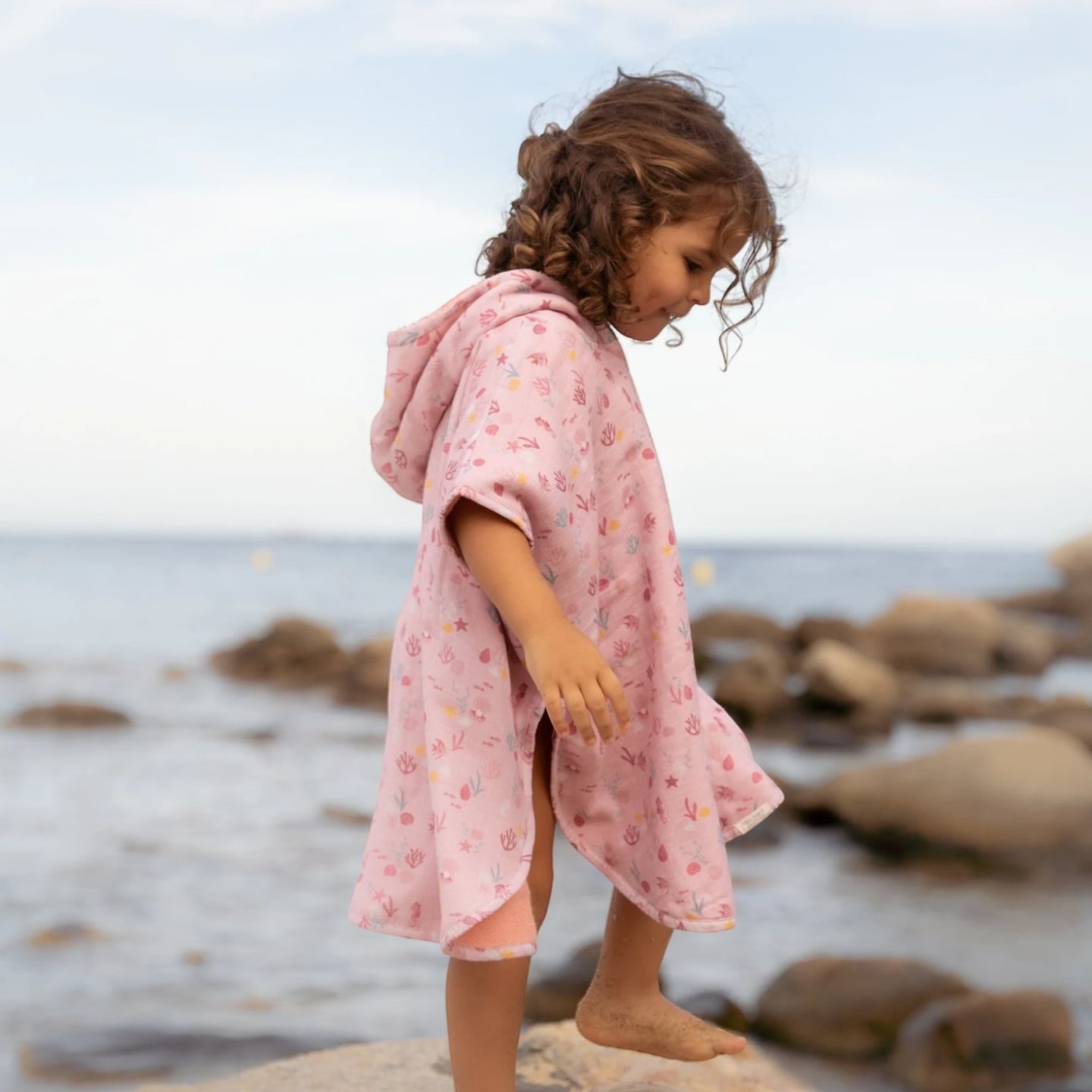 LITTLE DUTCH Poncho Ocean Treasures pink - Image 3