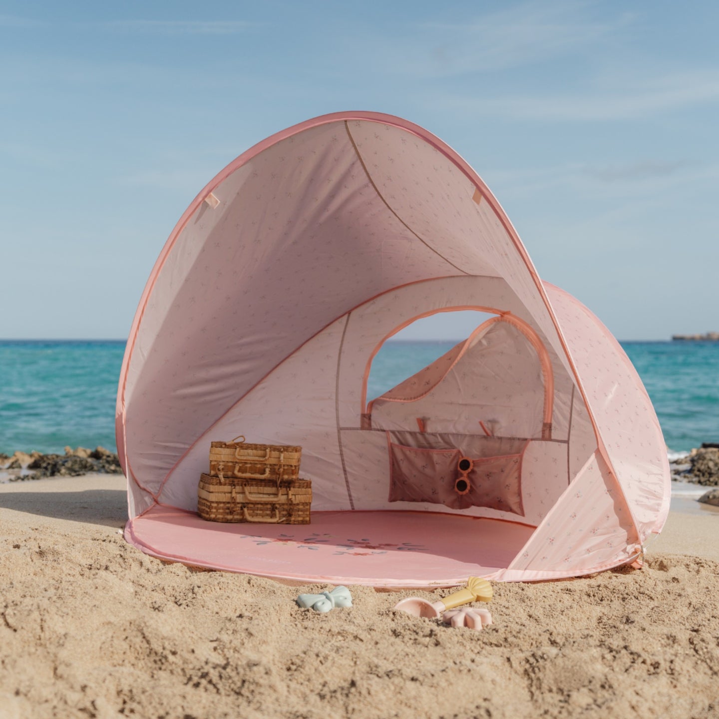 LITTLE DUTCH. Baby beach tent Ocean Dreams Pink - Image 3