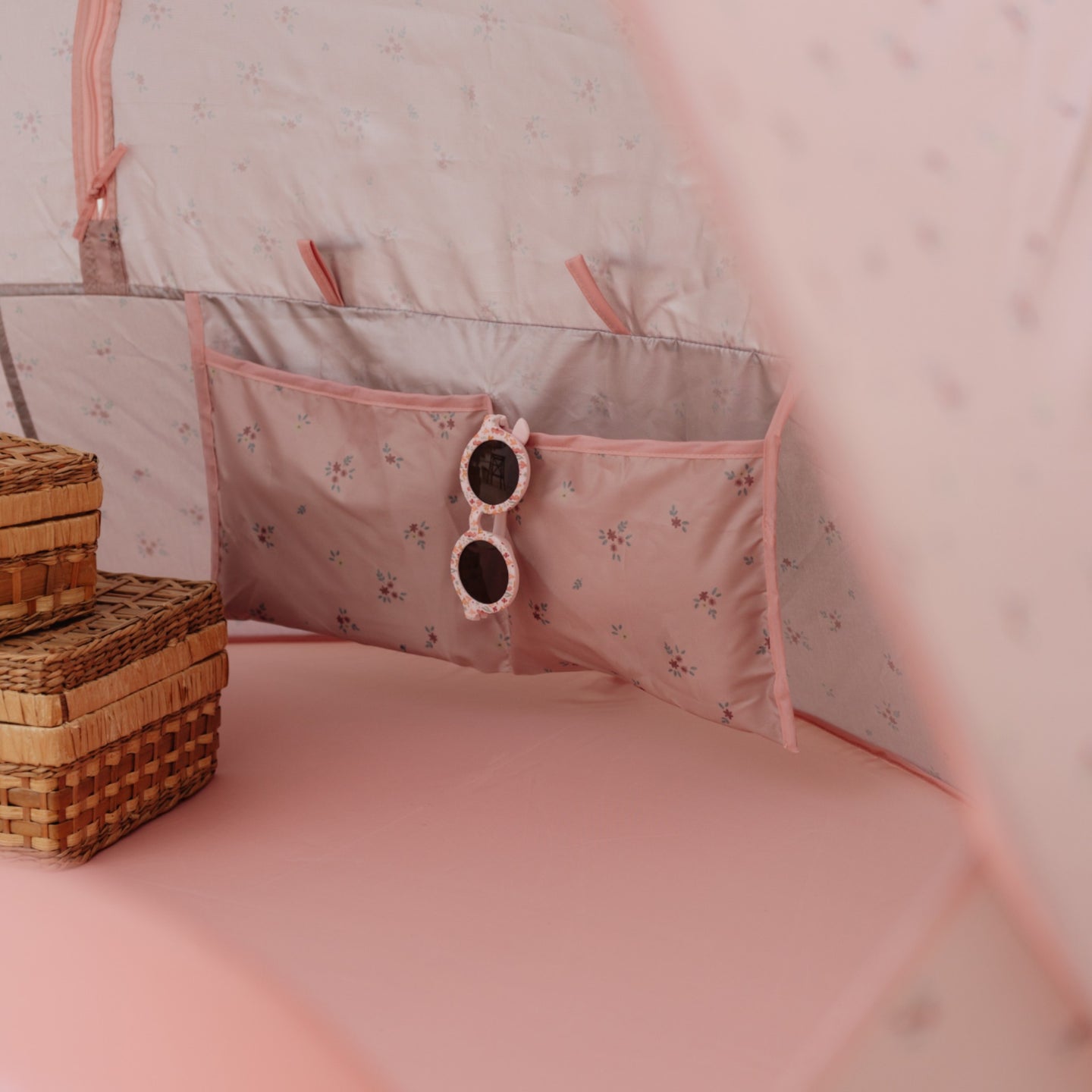 LITTLE DUTCH. Baby beach tent Ocean Dreams Pink - Image 7