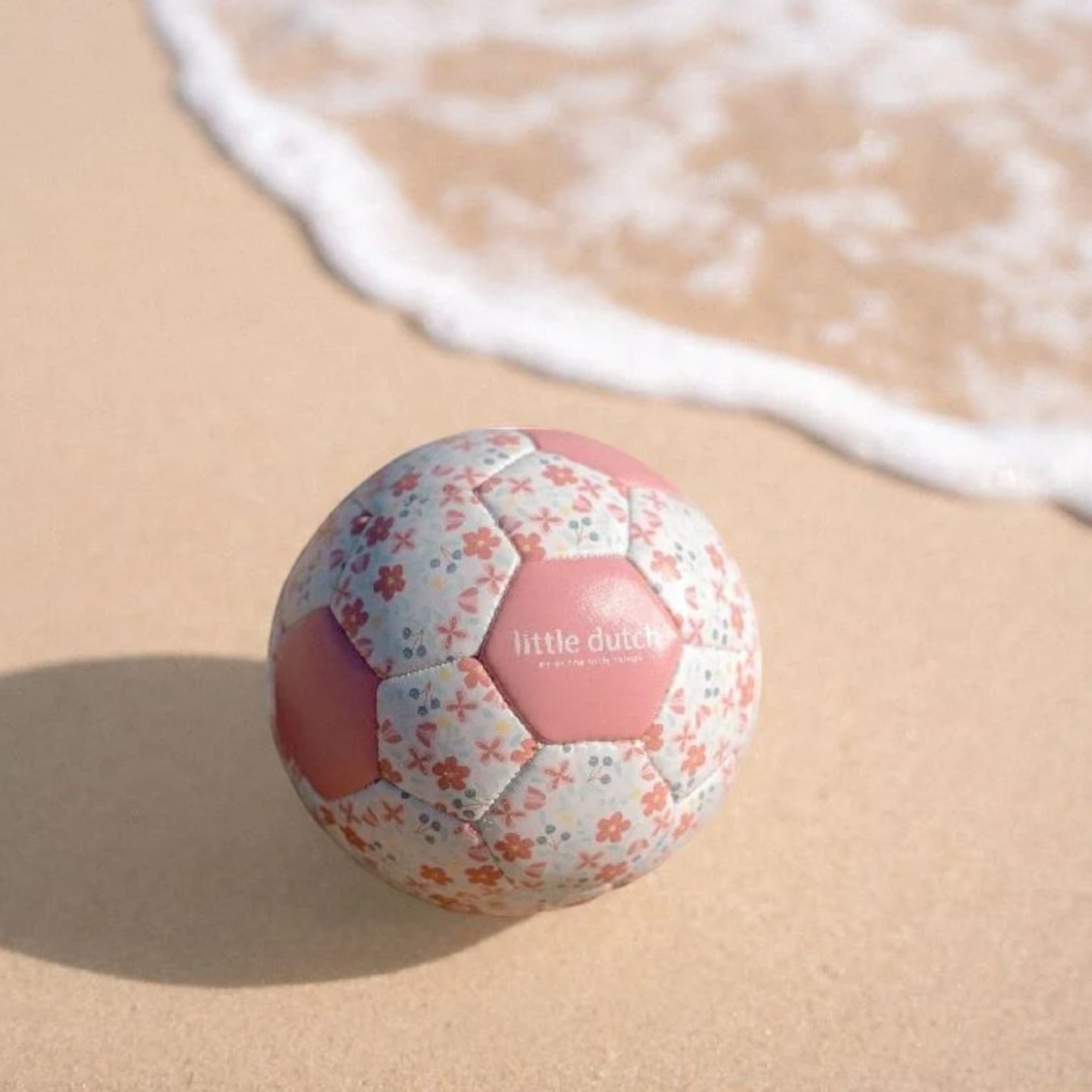LITTLE DUTCH. Mini ball Pink - Image 4