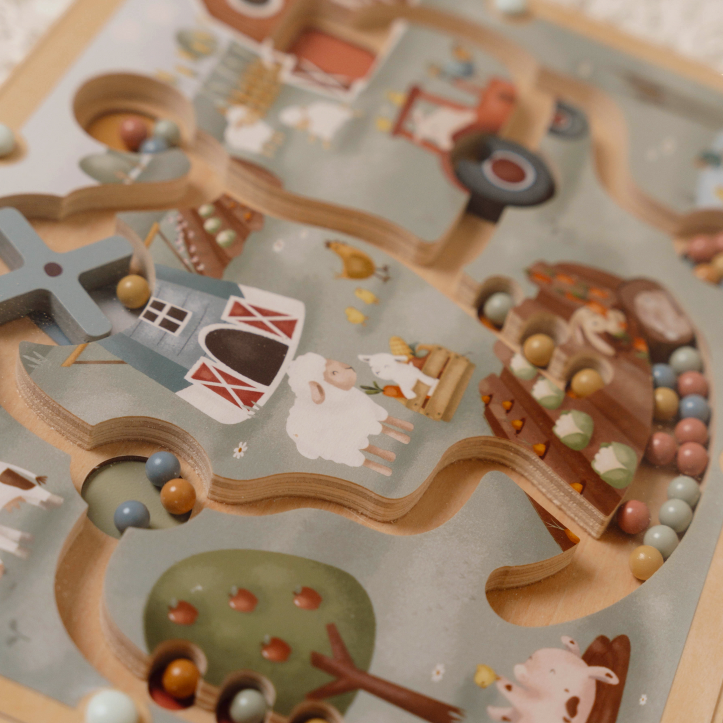 LITTLE DUTCH. Little Farm FSC magnetic maze - Image 3