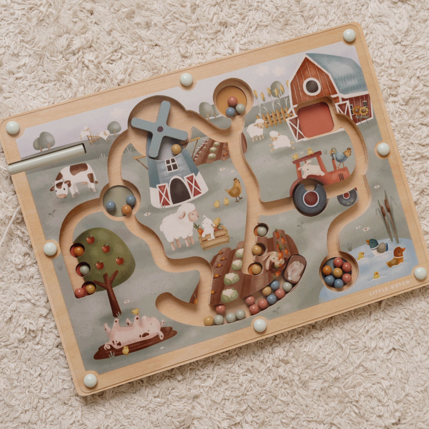 LITTLE DUTCH. Little Farm FSC magnetic maze - Image 7