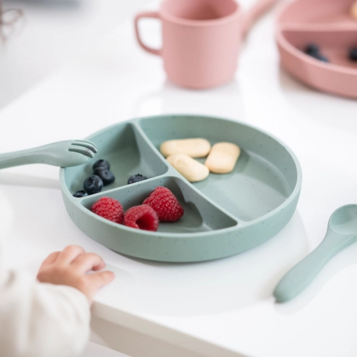 KIKKABOO Divided plate with suction base Platinum Silicone Sage - Image 2
