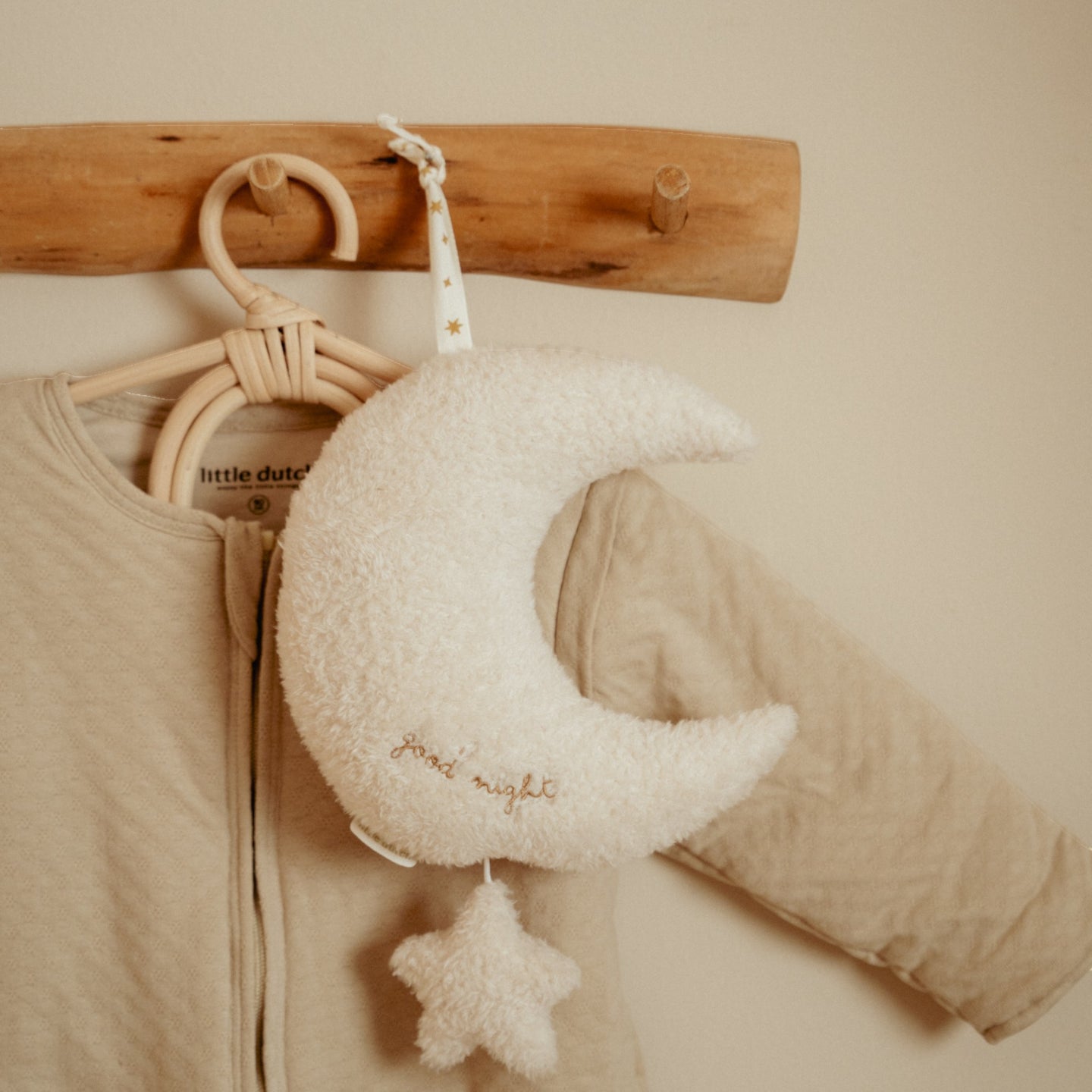 LITTLE DUTCH. Newborn Naturals GRS fabric musical moon - Image 3