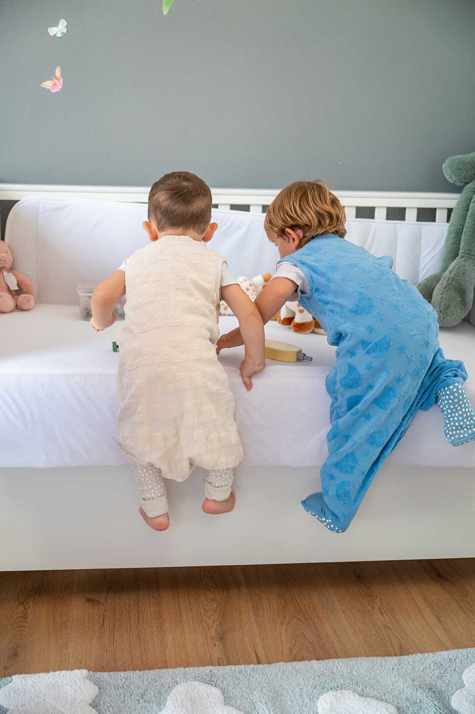 Baby Bliss Jump, Sleeping Bag with Legs, 2,5 Tog, 6-18 months, Dreamy Zzz Cream - Image 4