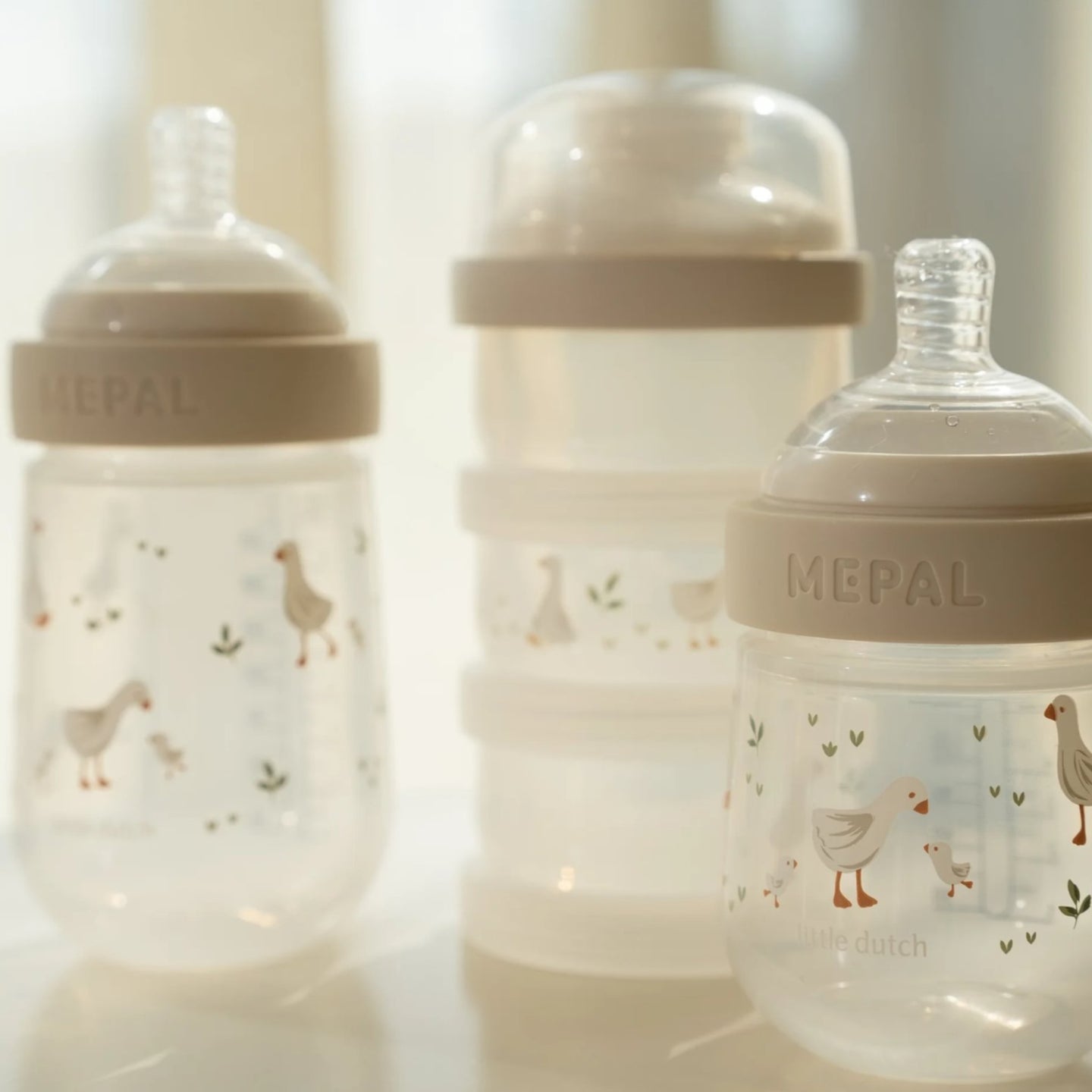 LITTLE DUTCH. Mio 3-level milk powder dispenser - Little Goose - Image 3