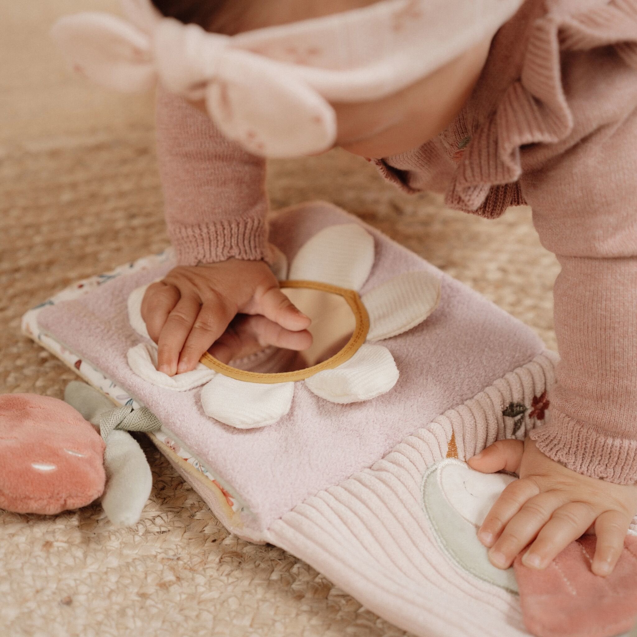 LITTLE DUTCH Soft Activity Book Fairy Garden GRS - Image 6