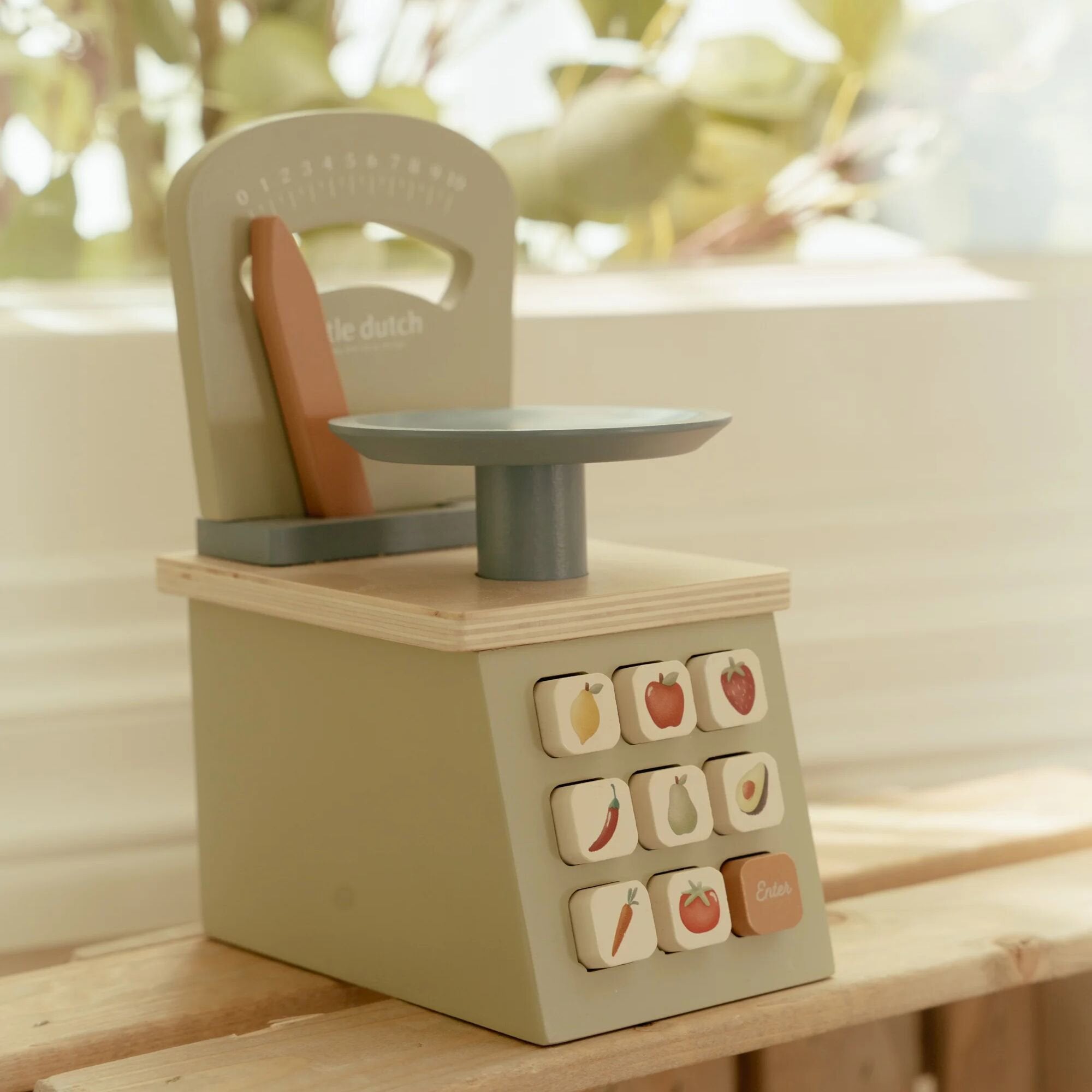 LITTLE DUTCH Wooden Play Scale - Image 5