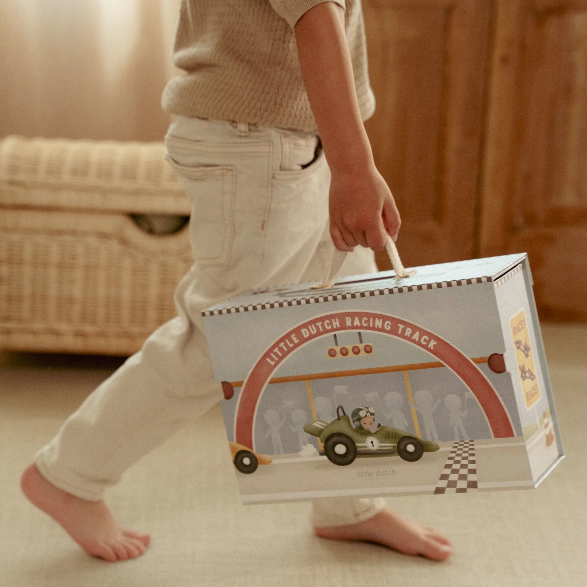 LITTLE DUTCH Wooden racetrack in play case - Image 8