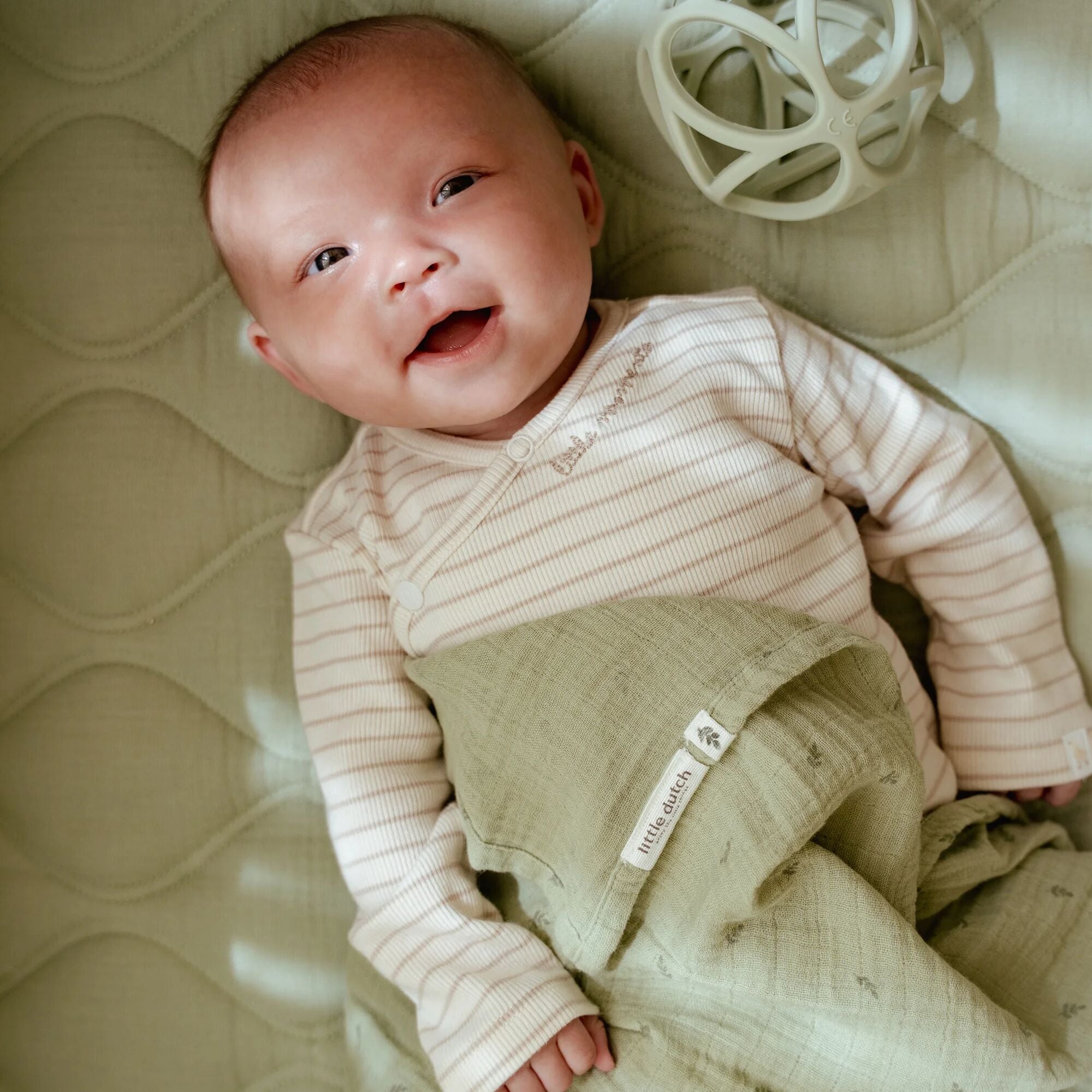 LITTLE DUTCH Swaddle Pure Sage 120x120 - Image 2