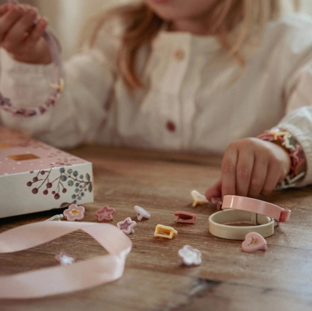 LITTLE DUTCH. Christmas countdown advent calendar with gifts - Image 3