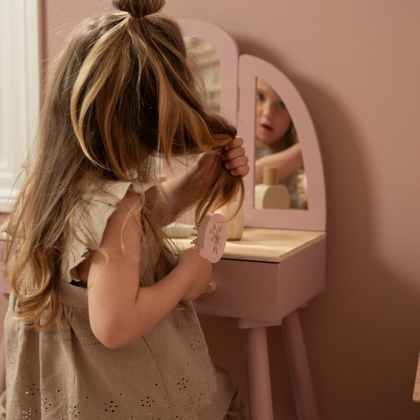 LITTLE DUTCH. Boudoir with wooden accessories large FSC - Image 6