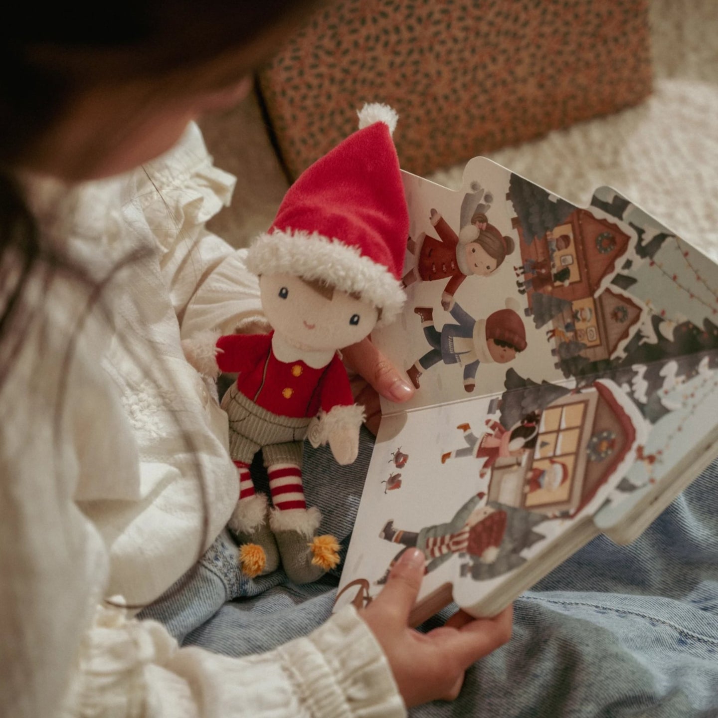LITTLE DUTCH. Christmas gift set with book and Jim doll - Image 6