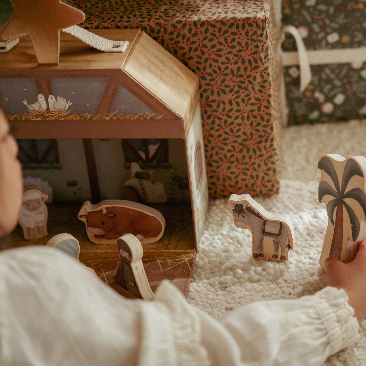 LITTLE DUTCH. Nativity scene set with FSC figures - Image 14