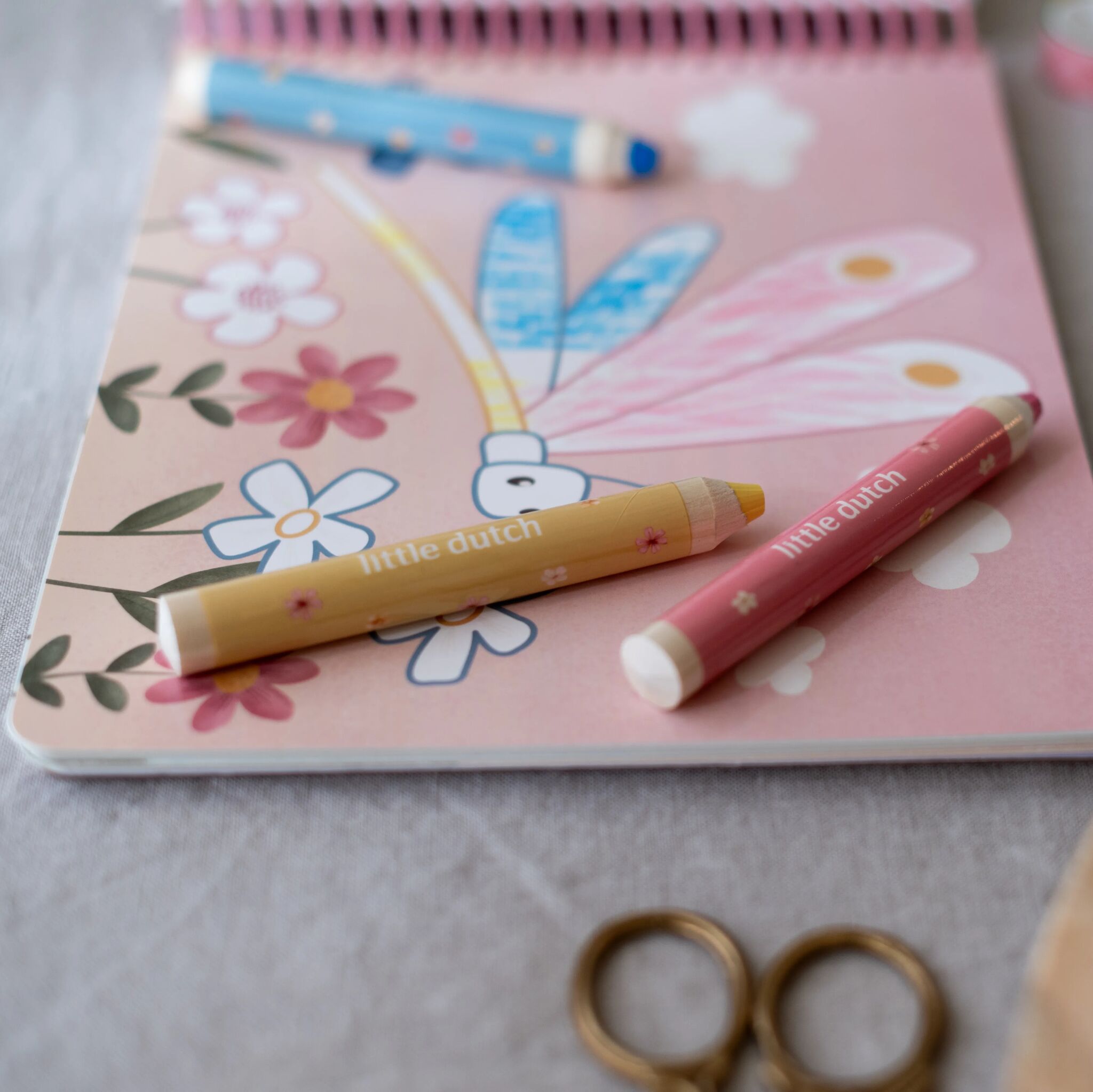 LITTLE DUTCH. COLORING BOOK Rosa - Image 7