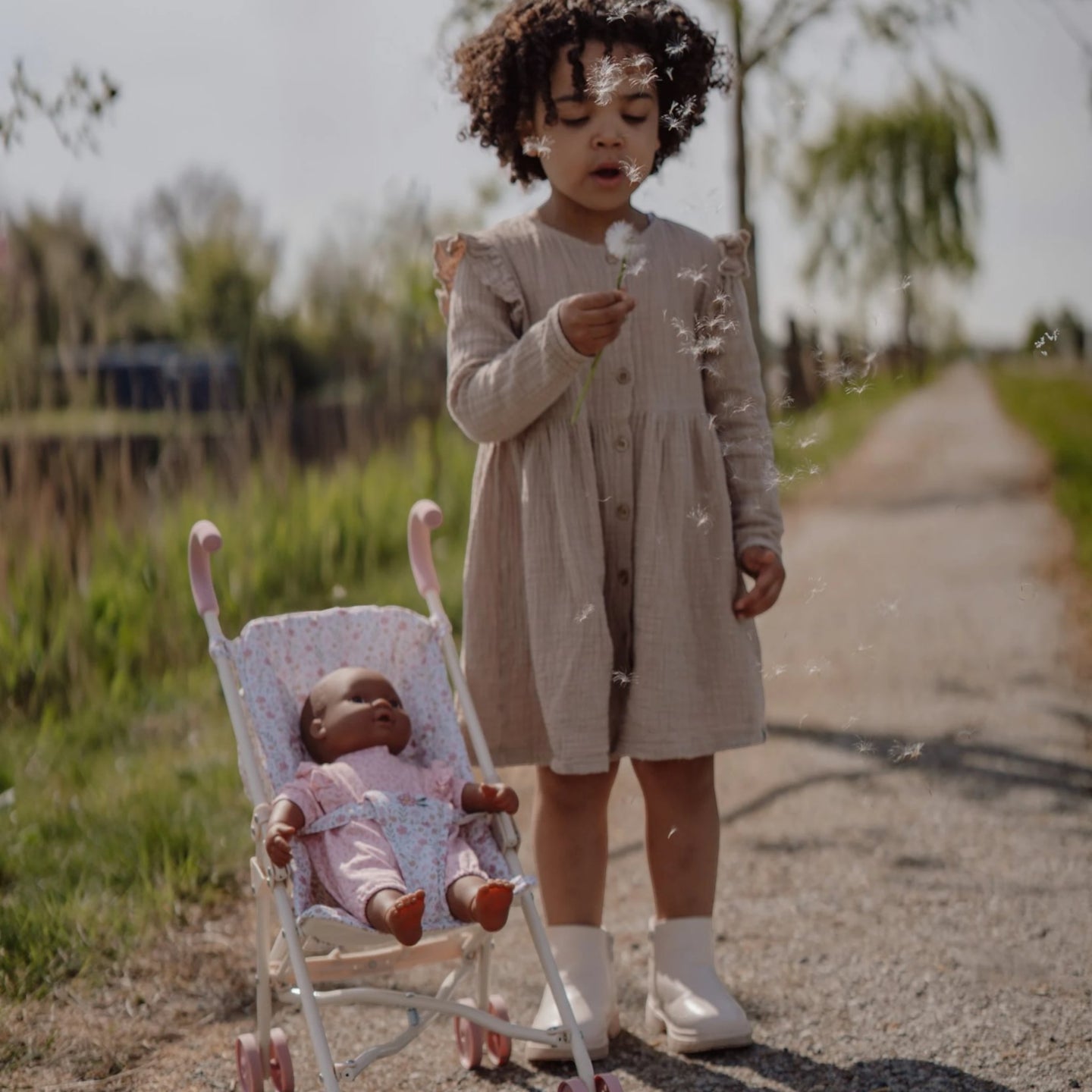 LITTLE DUTCH. Metal doll stroller - white - Image 2