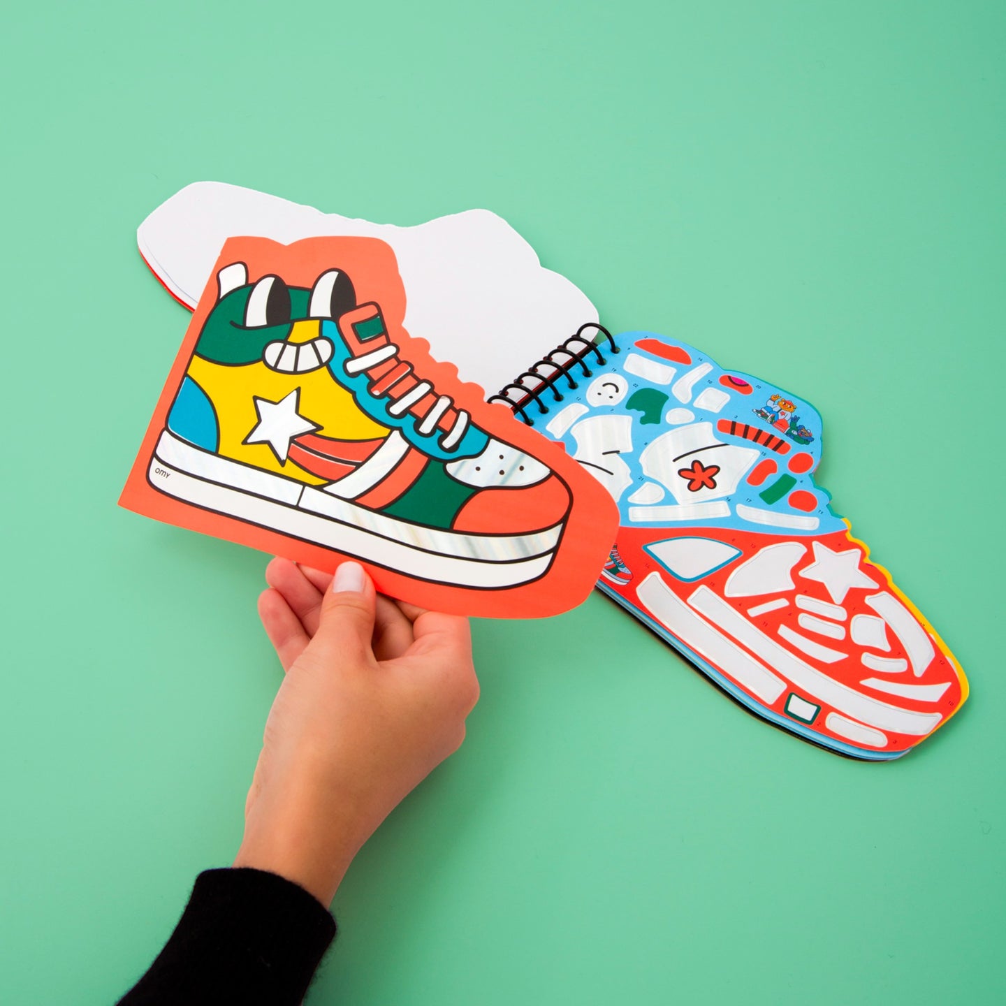 OMY. Street sticker activity book - Image 2