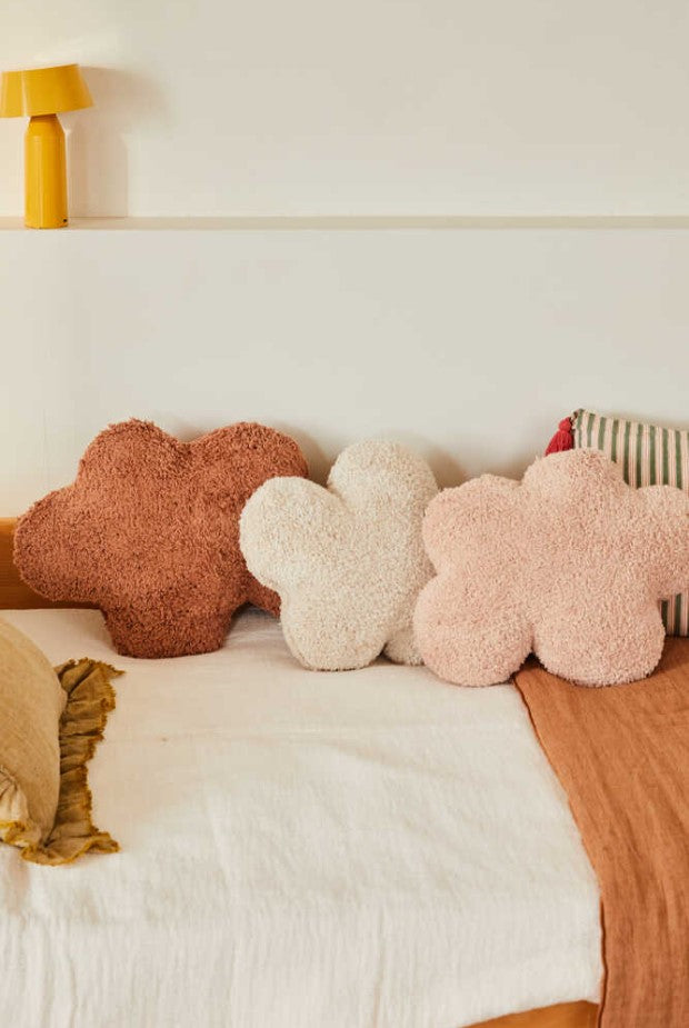 Lorena Canals. Cushion Cloud Rose - Image 2