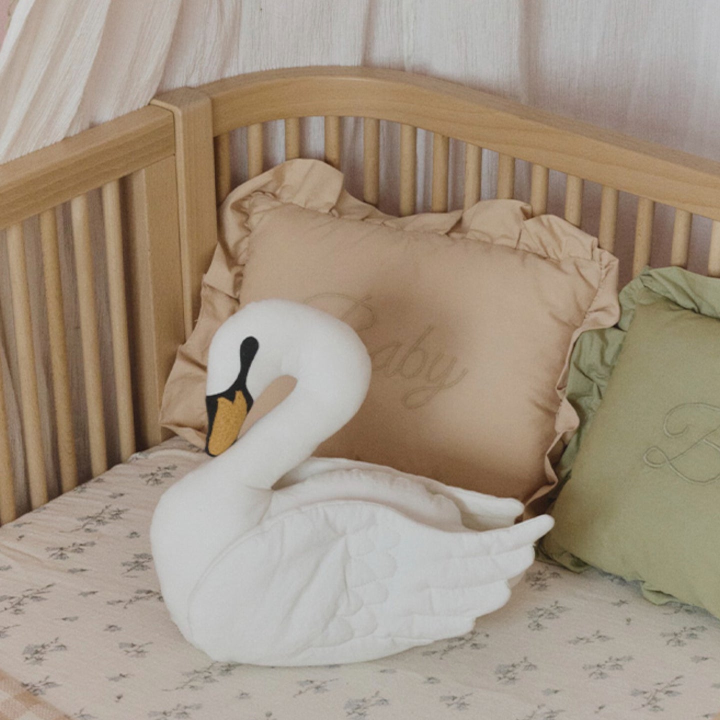 Lorena Canals. Swan Pillow 30x30 cm. - Image 2