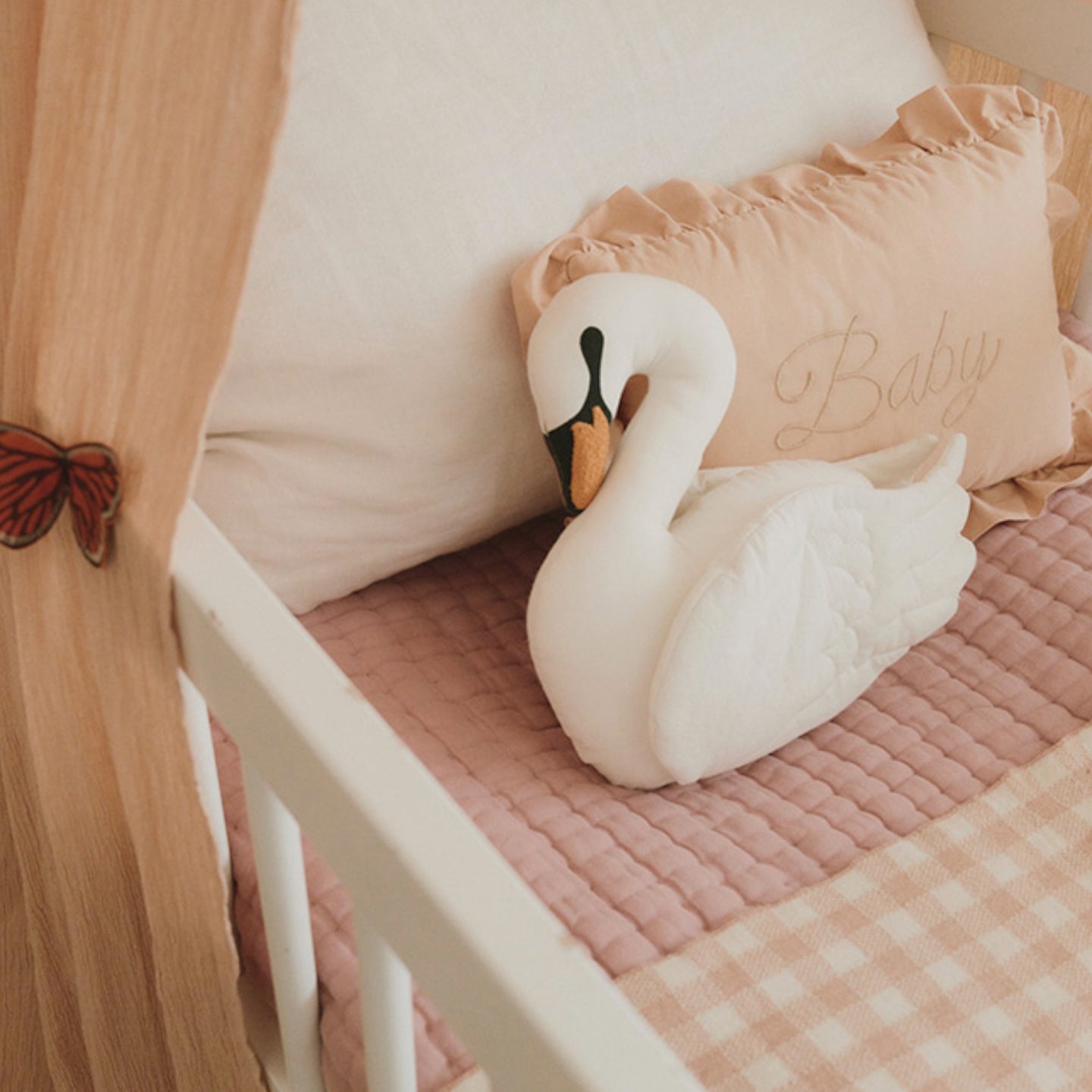 Lorena Canals. Swan Pillow 30x30 cm. - Image 8
