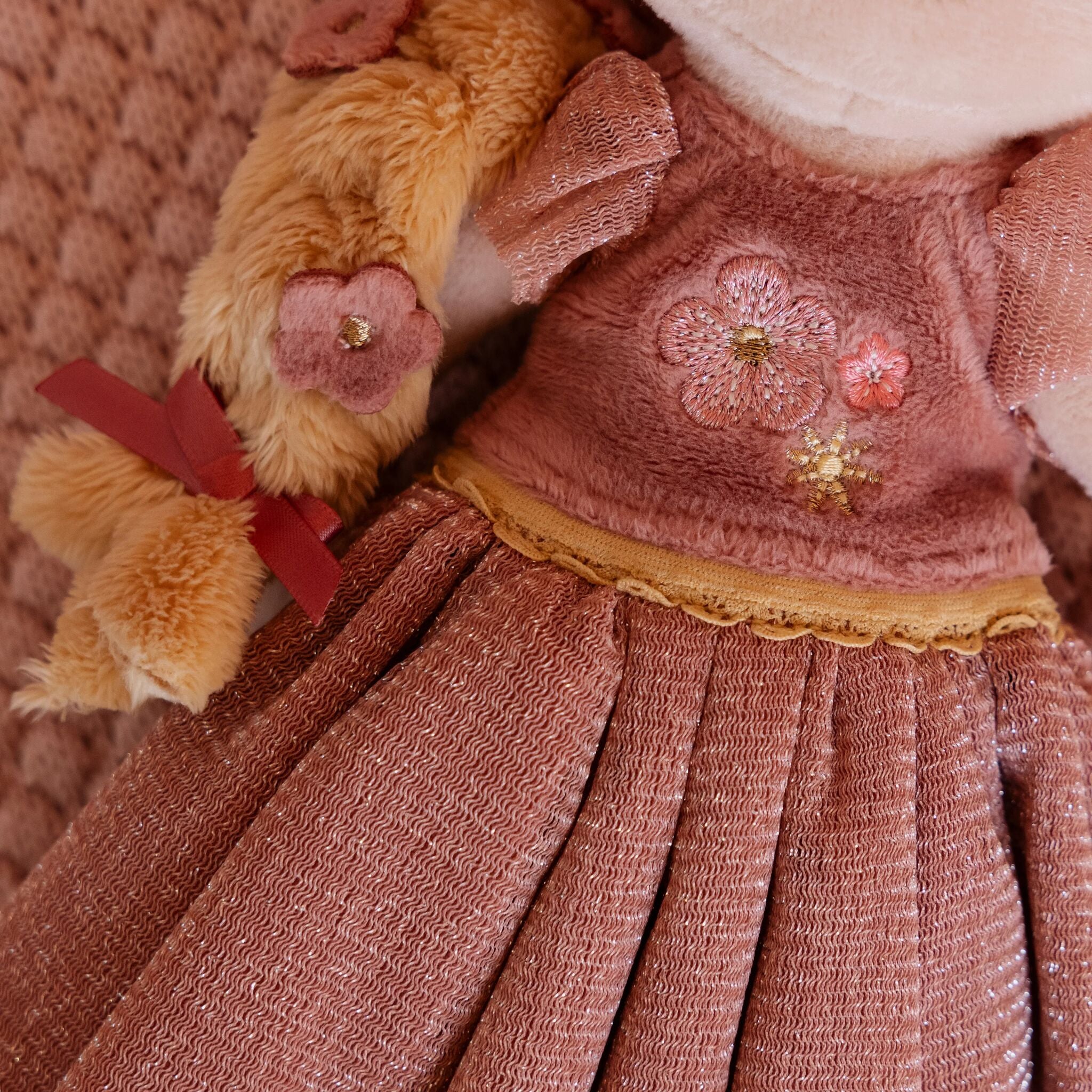LITTLE DUTCH. Cuddle Doll Princess Julia - 35 cm - Image 4