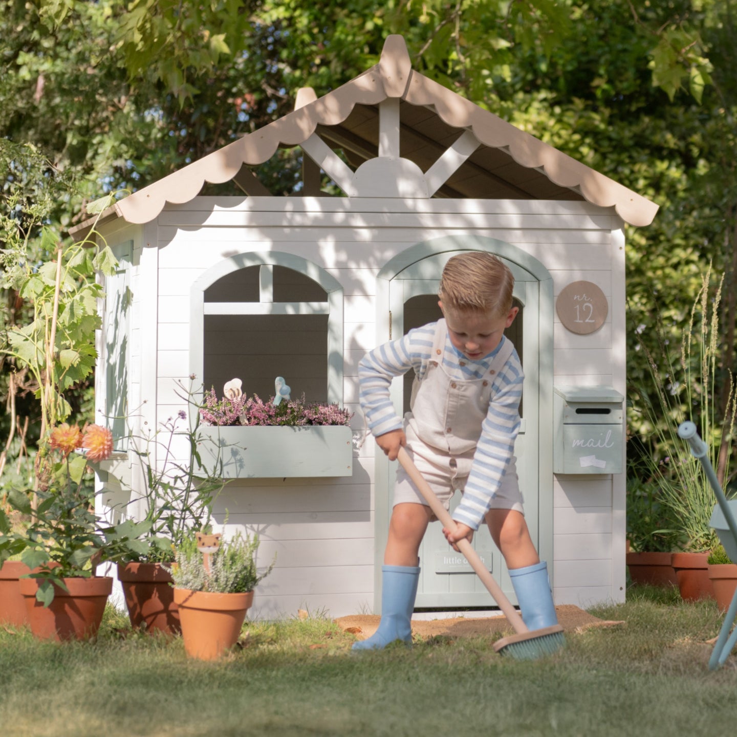 LITTLE DUTCH. FSC wooden children's garden playhouse - Image 2