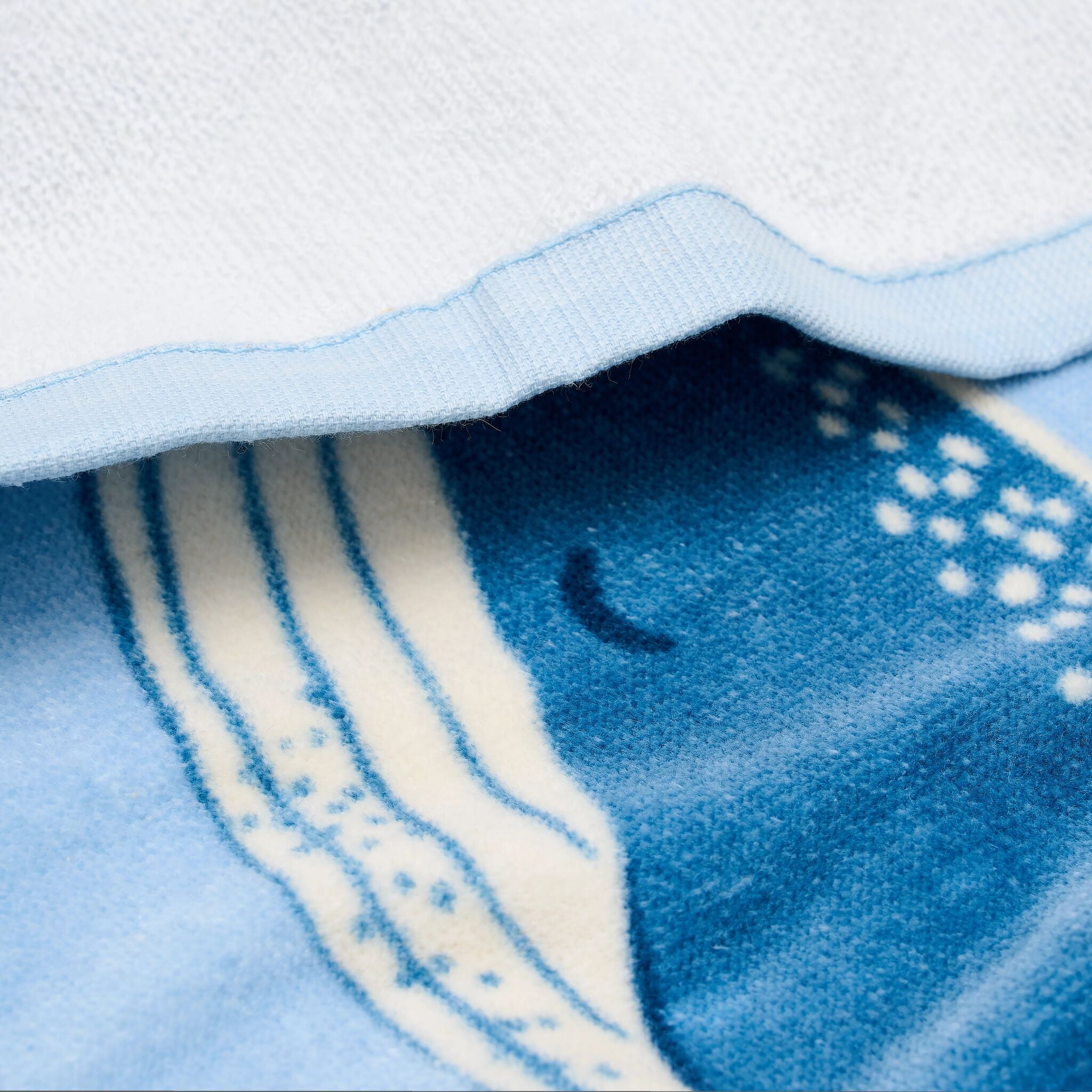 LITTLE DUTCH. Beach Towel Ocean World Blue - 60x120cm - Image 3