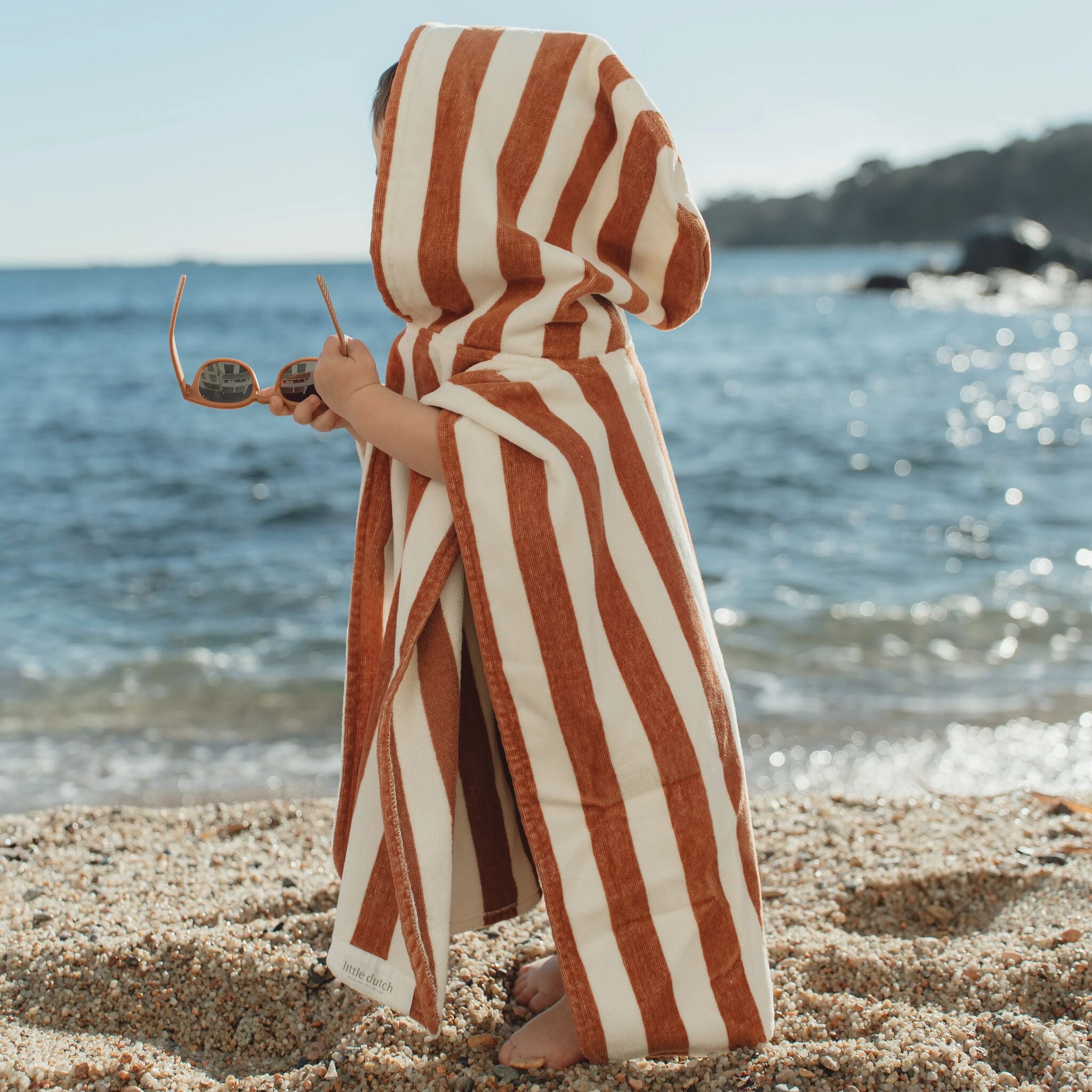 LITTLE DUTCH. Beach Poncho Ocean World Brown Stripe - One size - Image 2