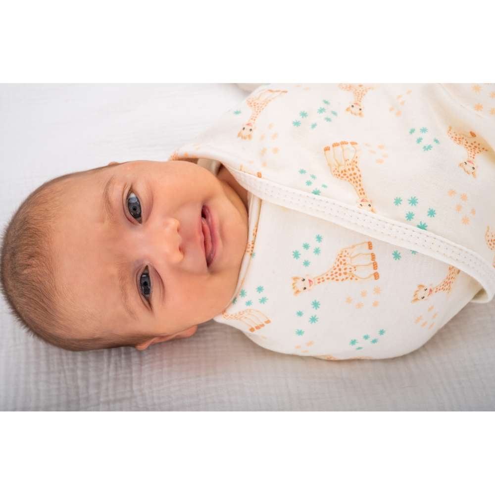 Baby Bliss Snug: Set of 2 Swaddles Sophie la Girafe Ciel & Vanilla Print - Image 14