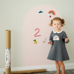 TIX & MIX Magnetic Wall Board Pink Sweetness + 2 crayons