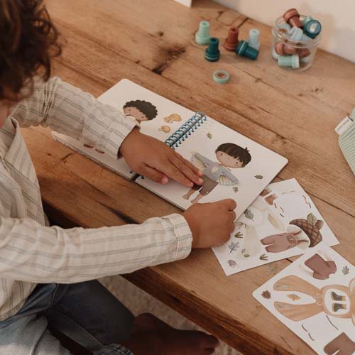 LITTLE DUTCH. Booklet Dress me up Forest Friends - Image 4