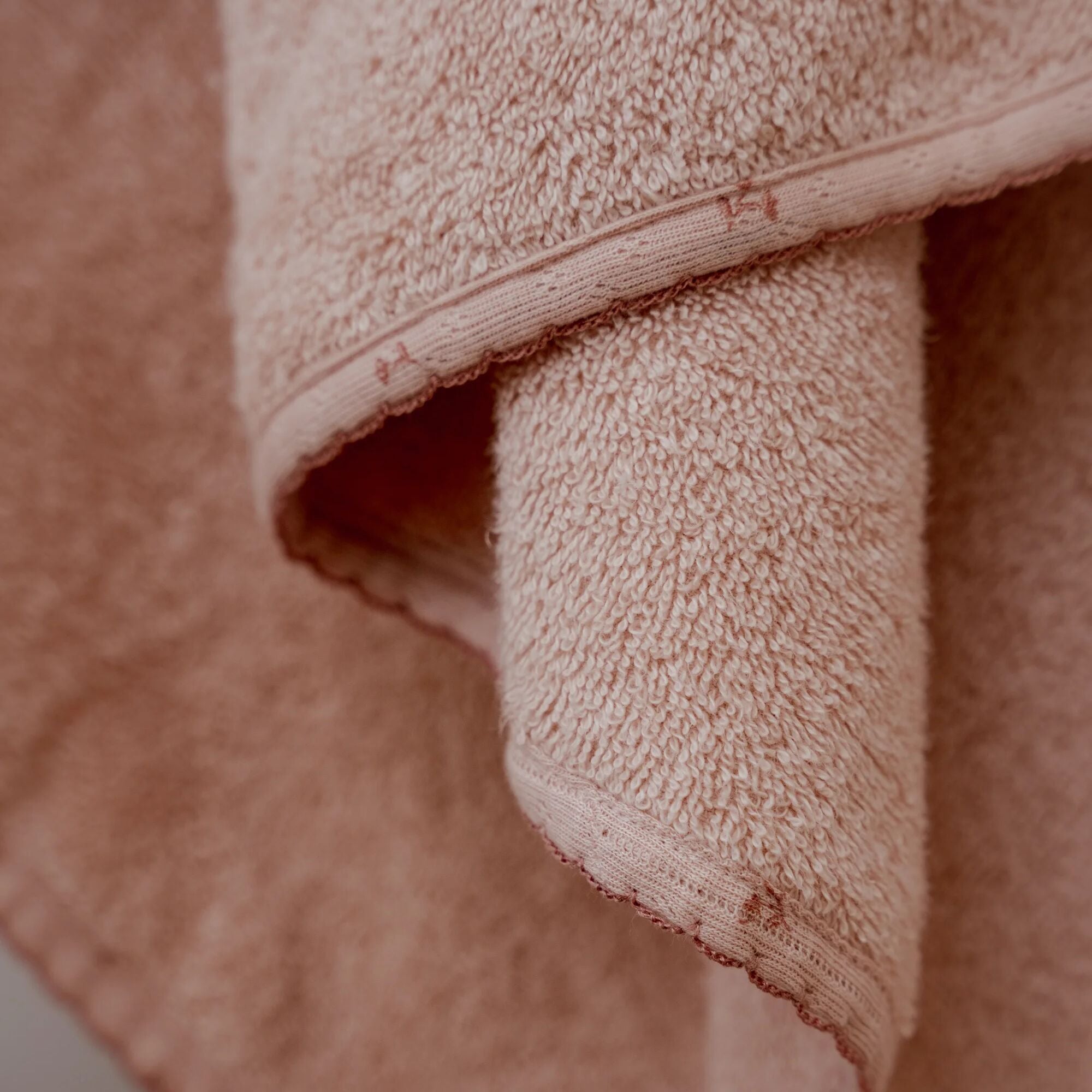 LITTLE DUTCH Hooded Towel Pure Blossom 75x75 - Image 7