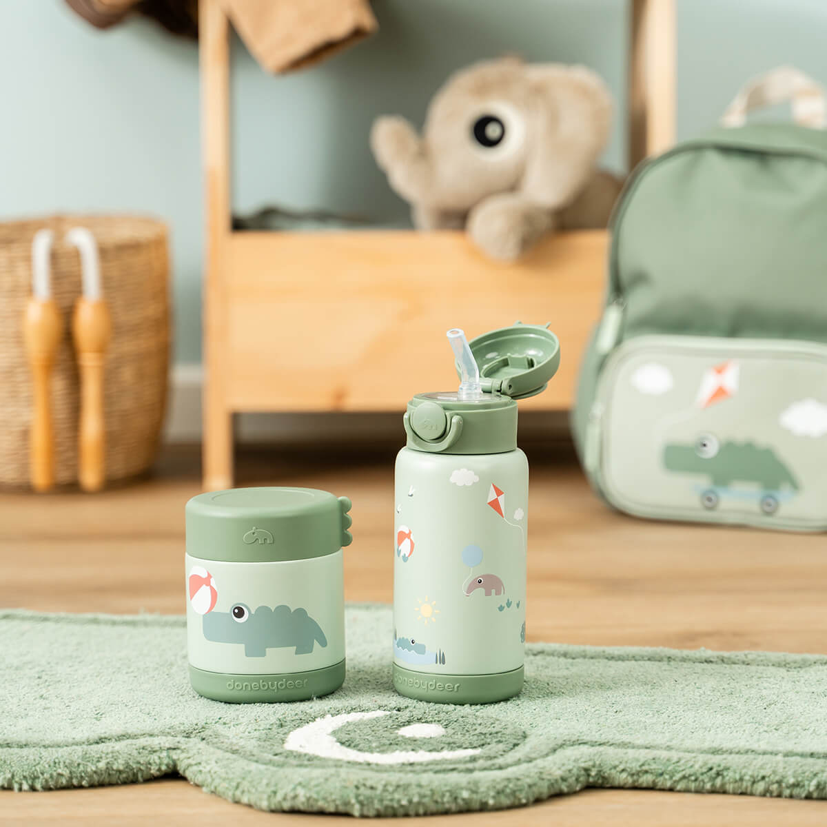 DONE BY DEER Insulated straw bottle - Playground - Green - 340 ml - Image 5