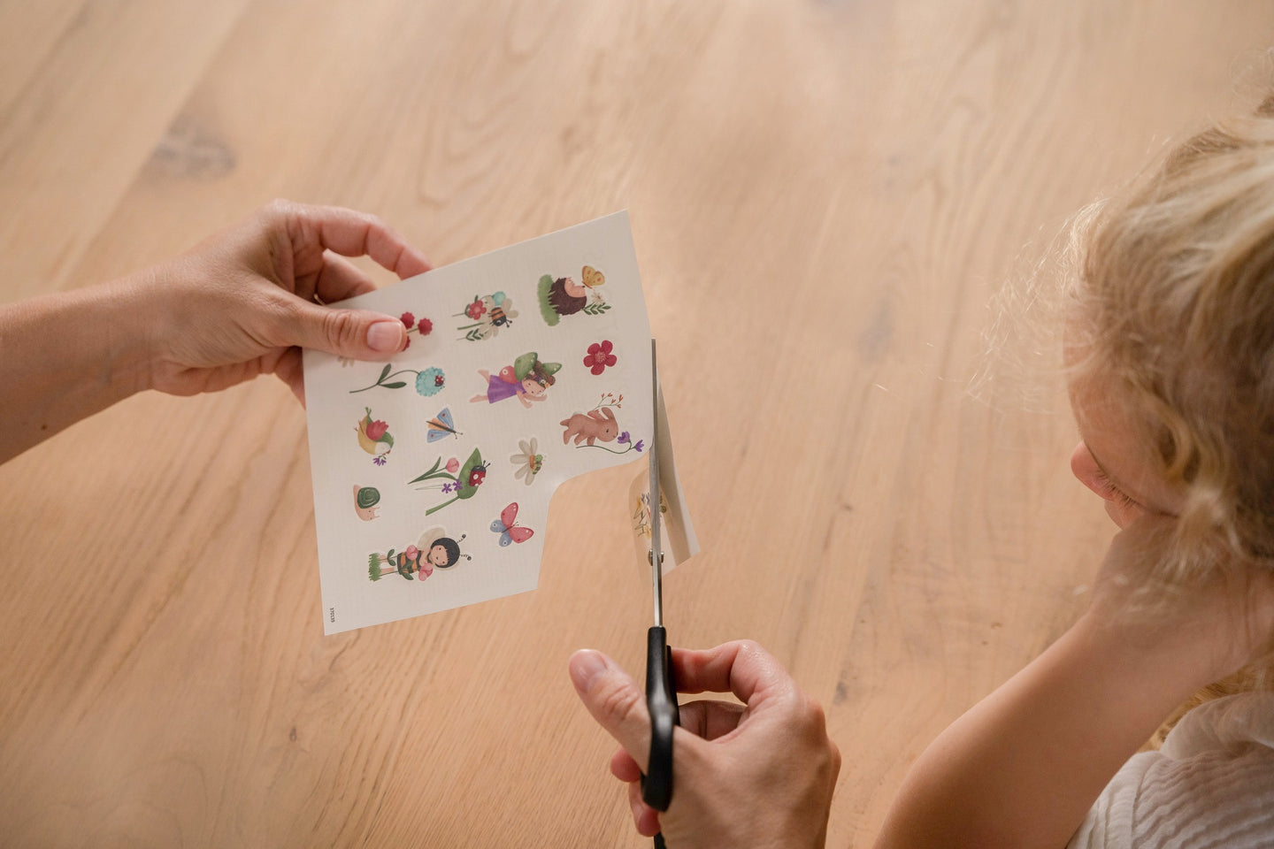 LITTLE DUTCH. Rosa & Friends Temporary Tattoos - Image 4