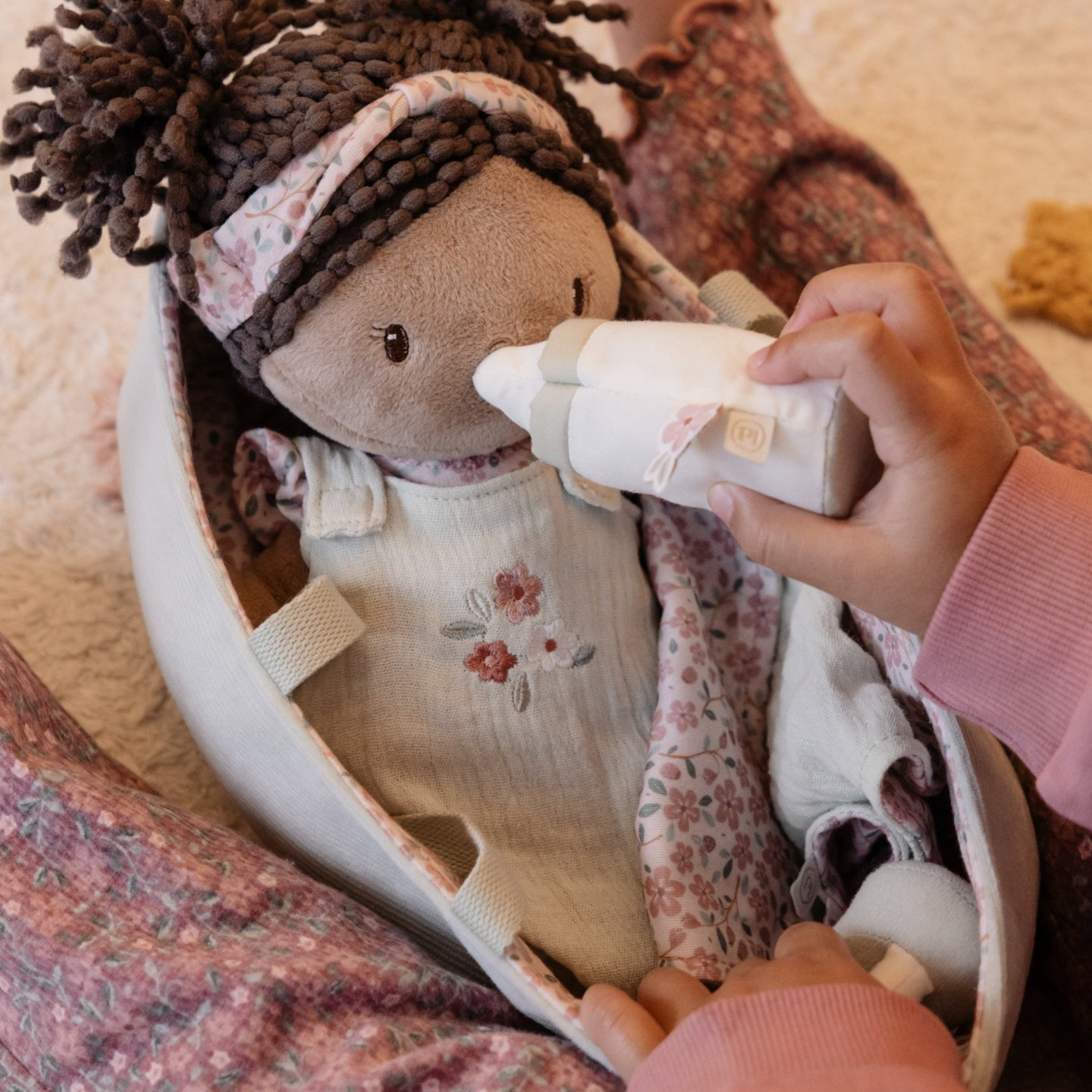 LITTLE DUTCH. Fabric baby in a basket Evi (30 cm.) - Image 8