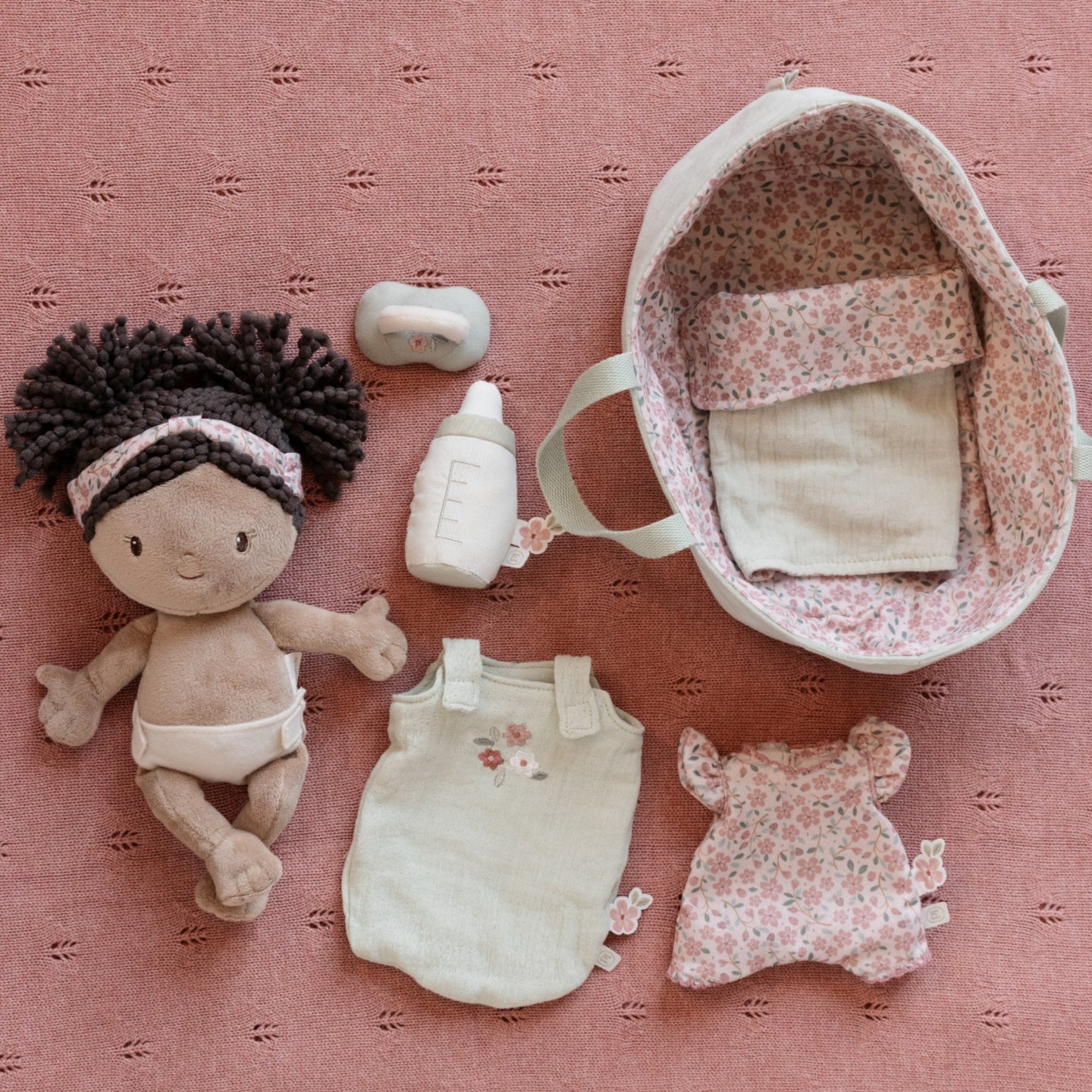 LITTLE DUTCH. Fabric baby in a basket Evi (30 cm.) - Image 10