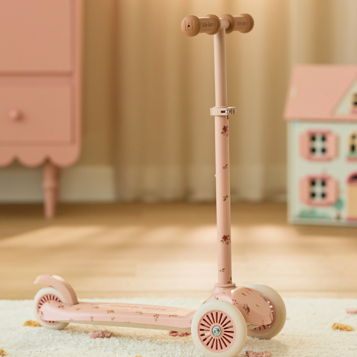 LITTLE DUTCH. Scooter Pink - Image 13