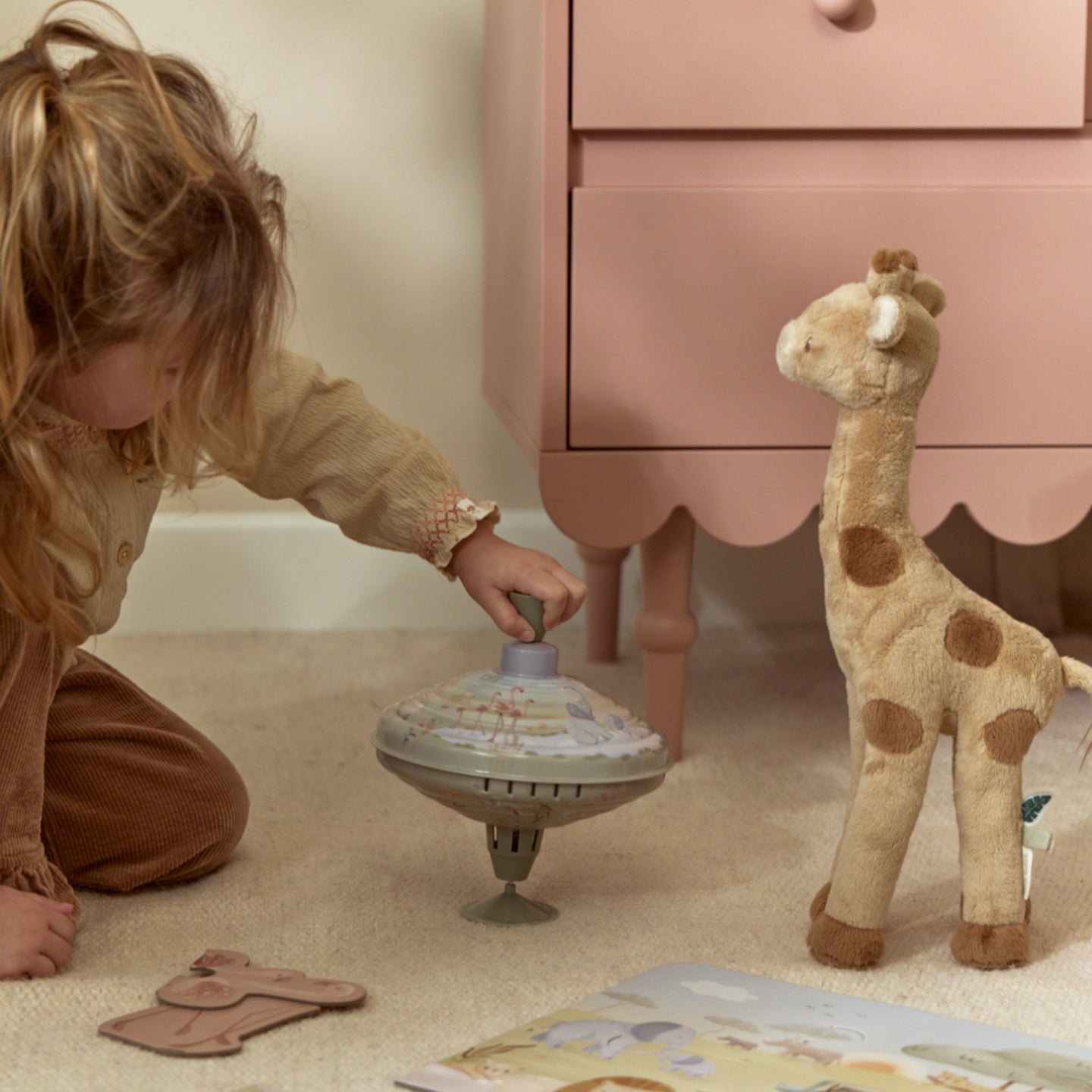 LITTLE DUTCH. Cuddle Giraffe Safari Friends - Image 5