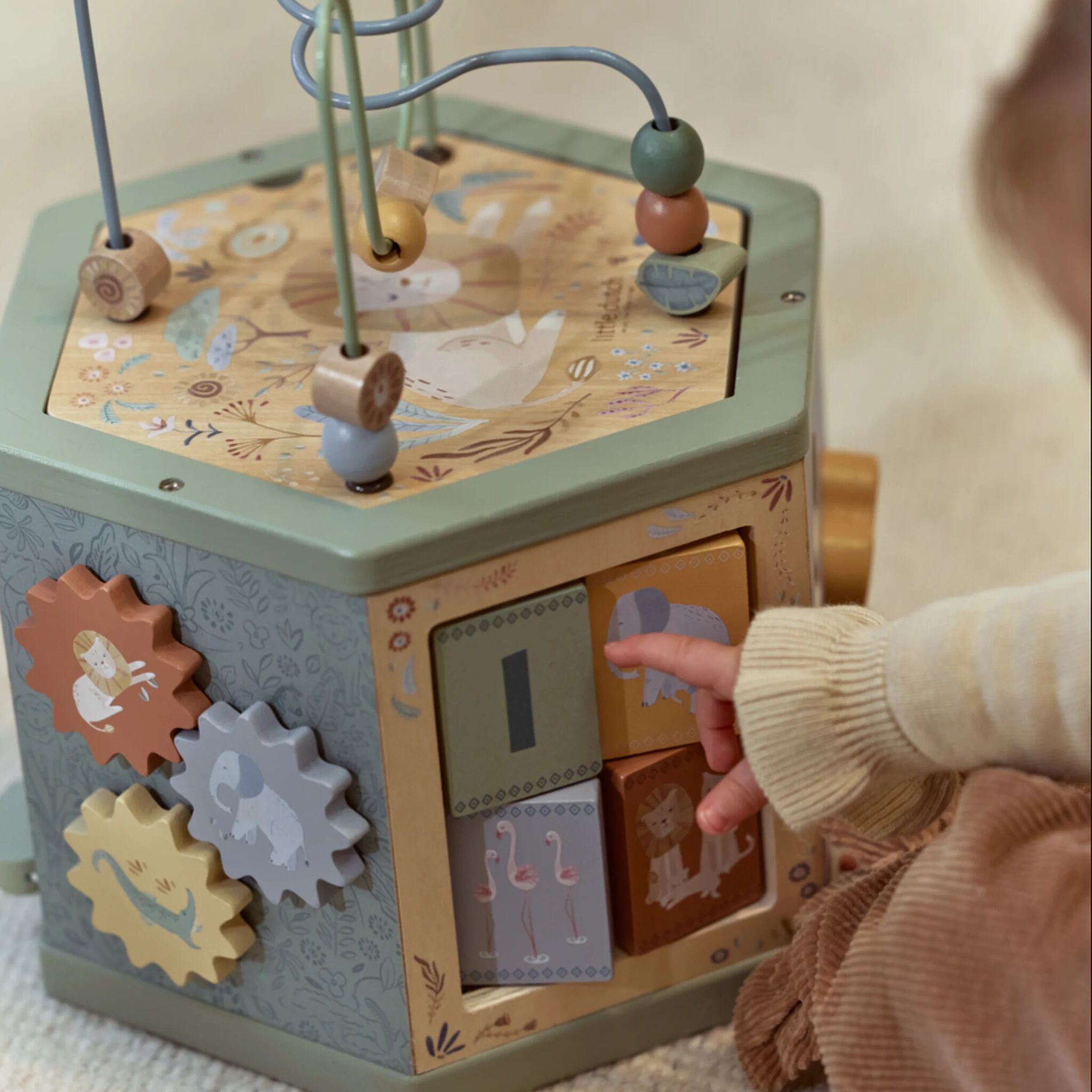 LITTLE DUTCH. Wooden Activity Cube - Green Safari Friends FSC - Image 8
