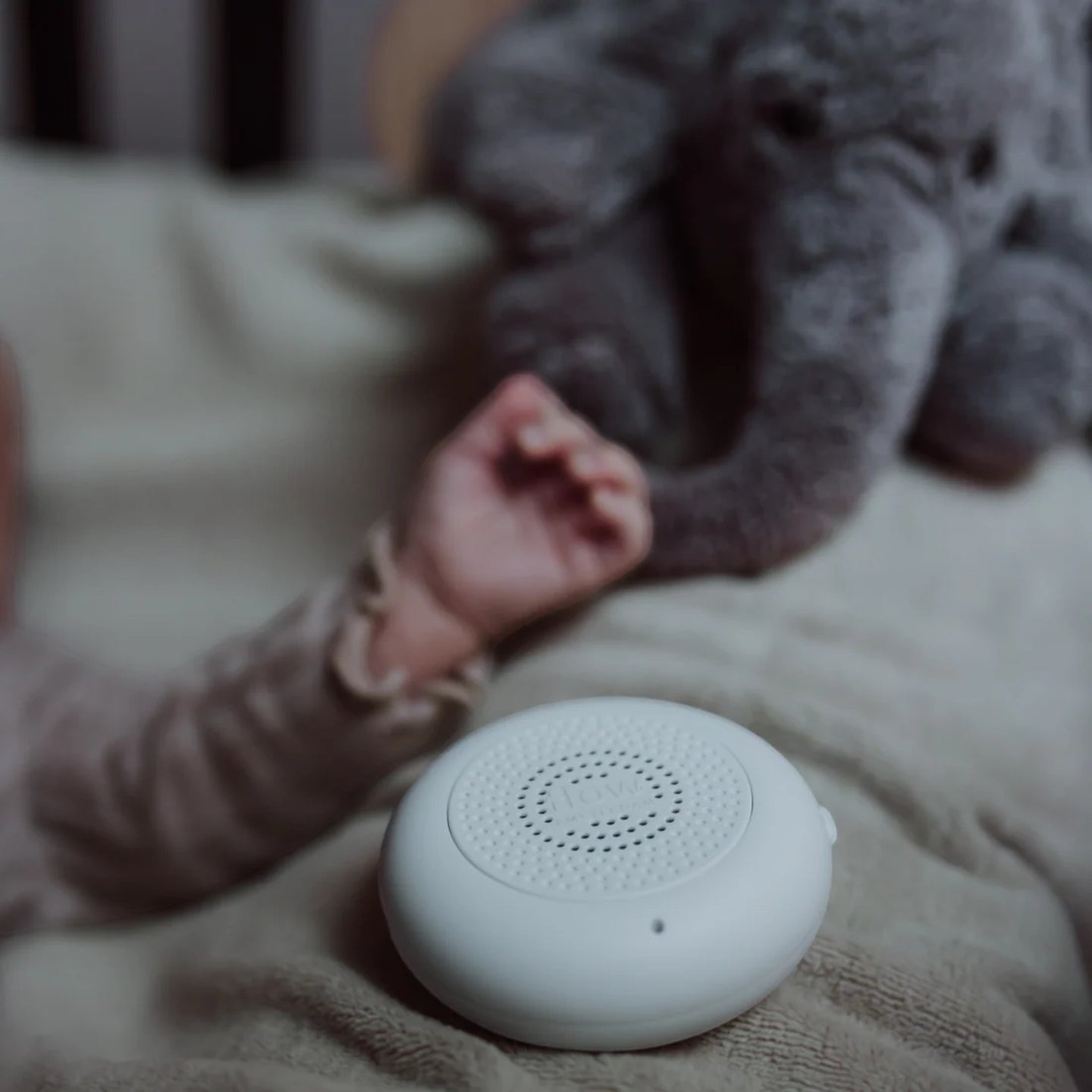 FLOW. George fabric elephant with white sounds & music - rechargeable (gray) - Image 4