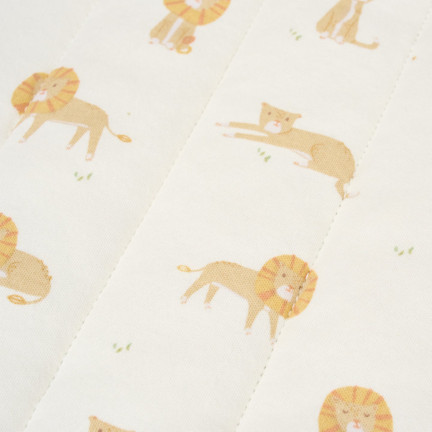 LITTLE DUTCH. Quilted blanket Safari Leo 70x100 - Image 3